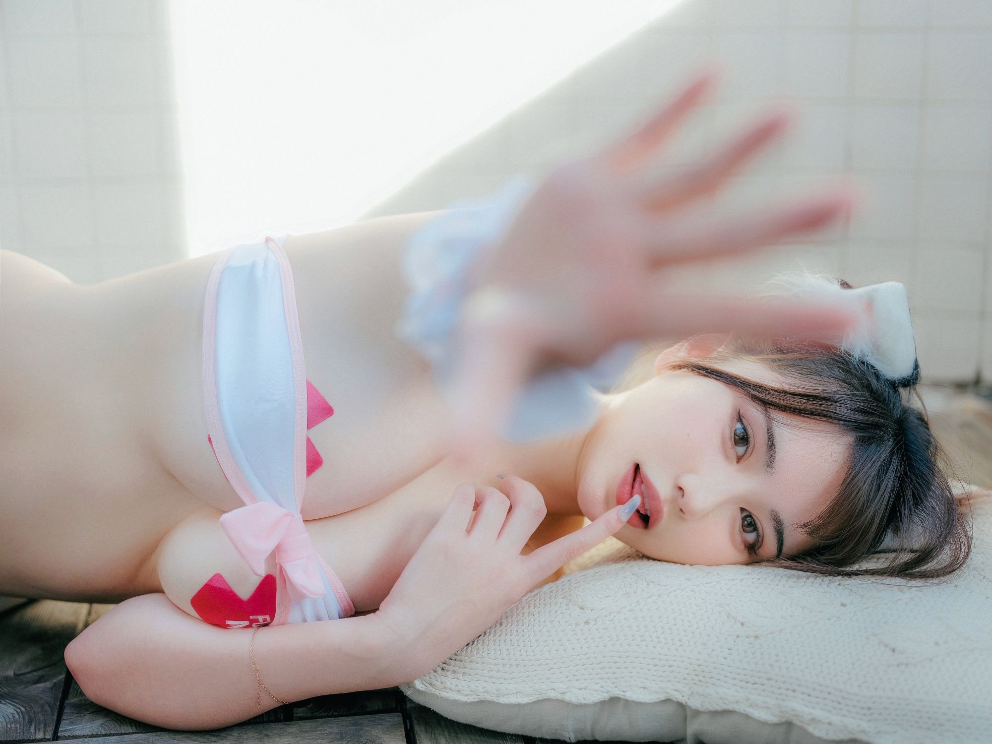 Tina很妖孽呀 粉色吊带袜猫女友 [62P-538MB] 32