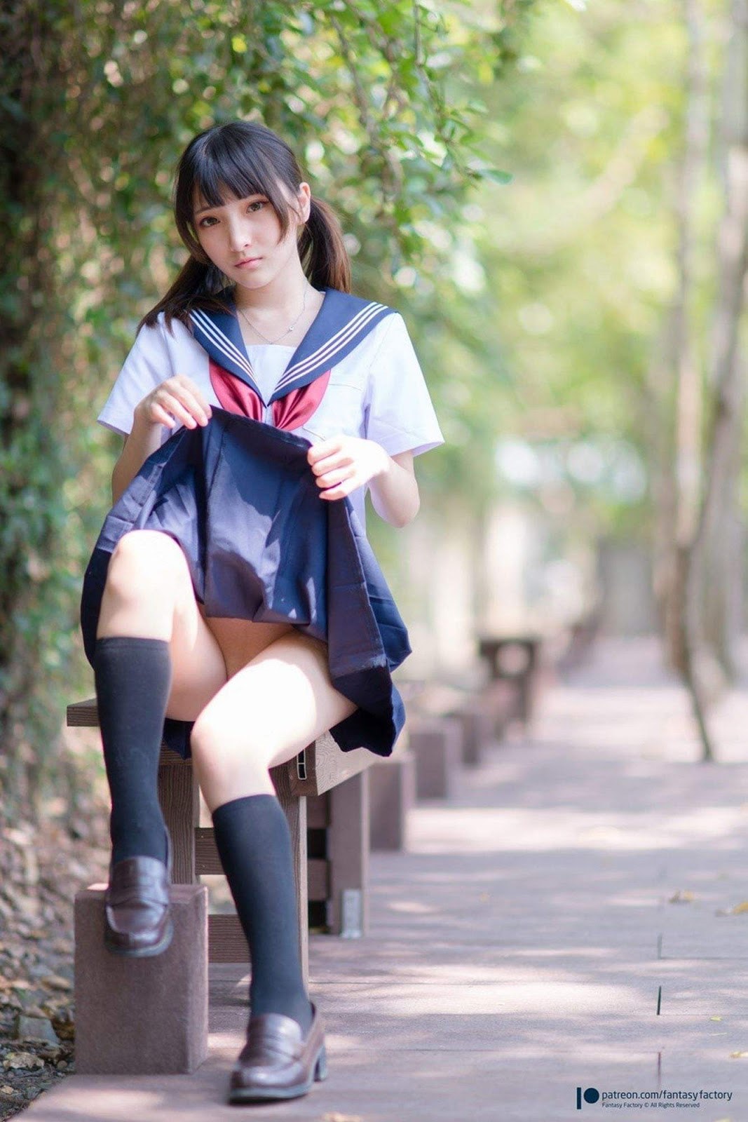 [小丁Patron] High School Girl with Pretty Pussy 皮衣濕身誘惑 (Fantasy Factory) 19