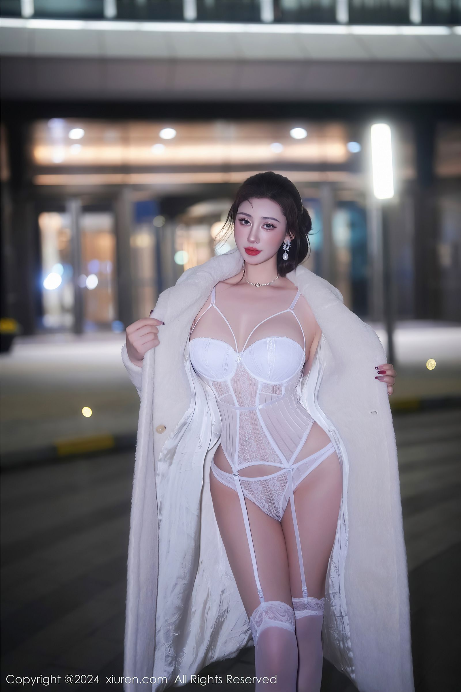 图片[14]-[XIUREN秀人网] 2024.01.18 NO.7978 蕾蕾醒了没-六色网