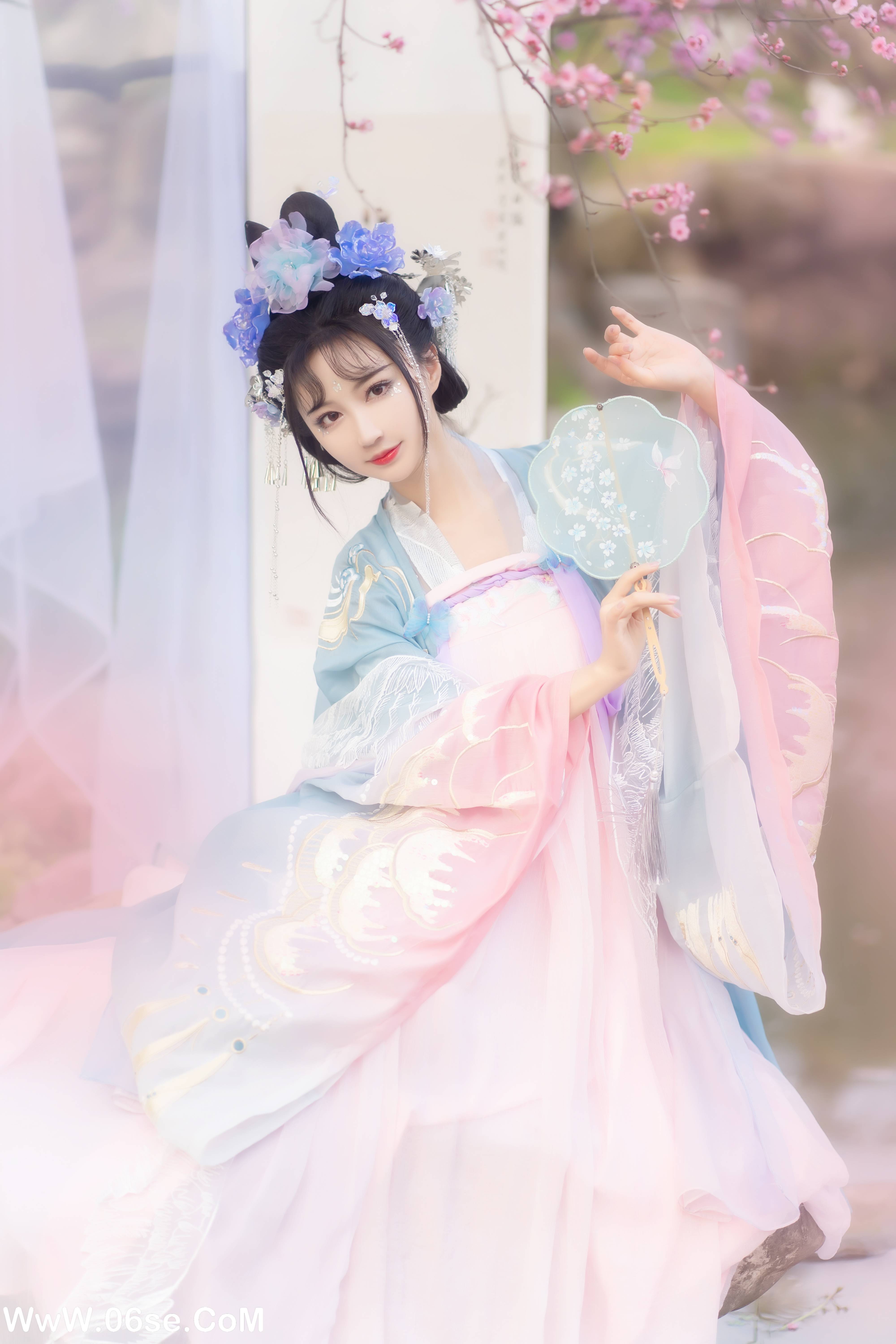 图片[30]-[YITUYU艺图语]2022.11.28 玲珑 -绮罗生的小苏苏-[34+1P／277MB]-六色网