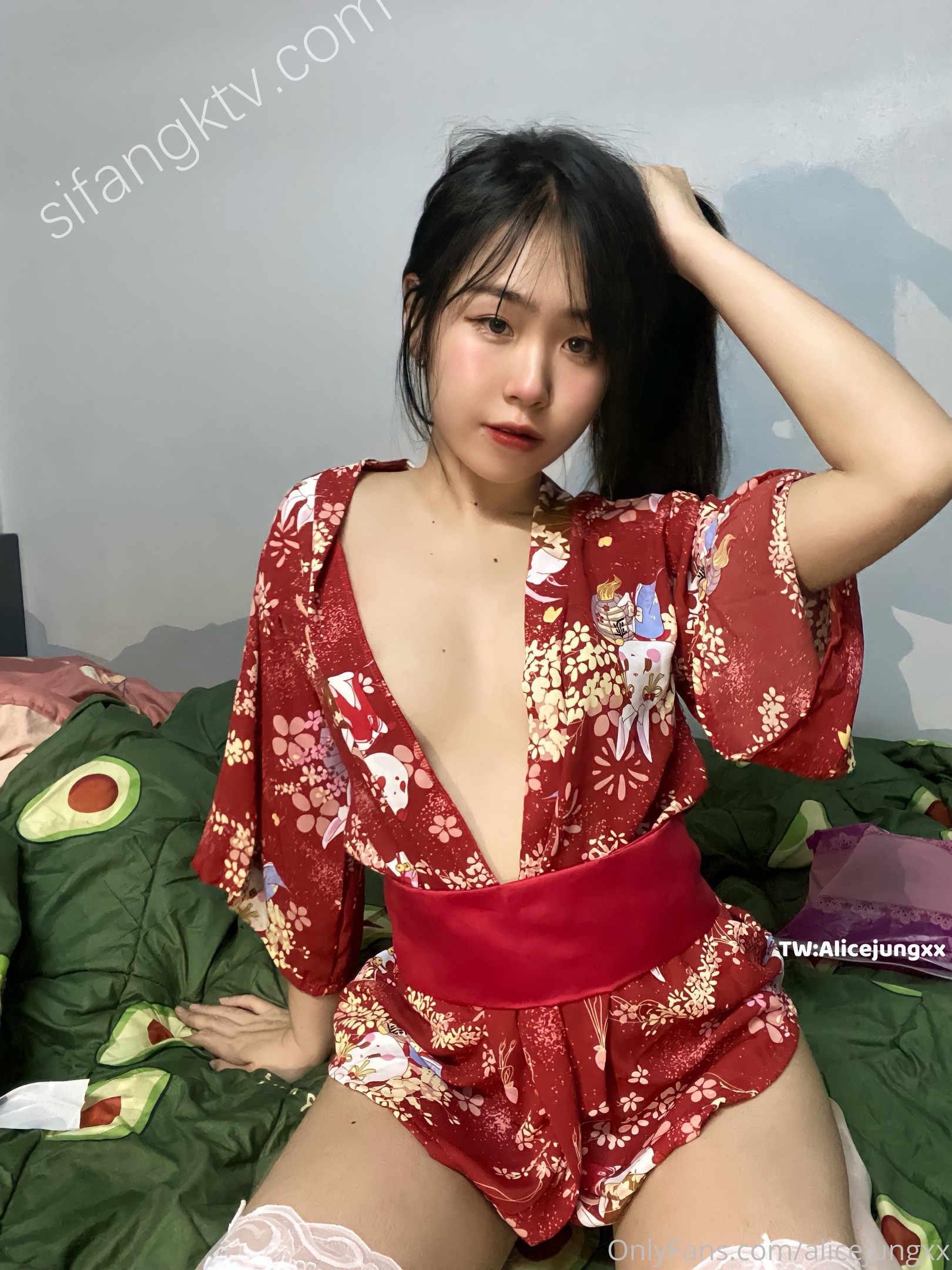 推特网红美女 - Alicejungxx 50