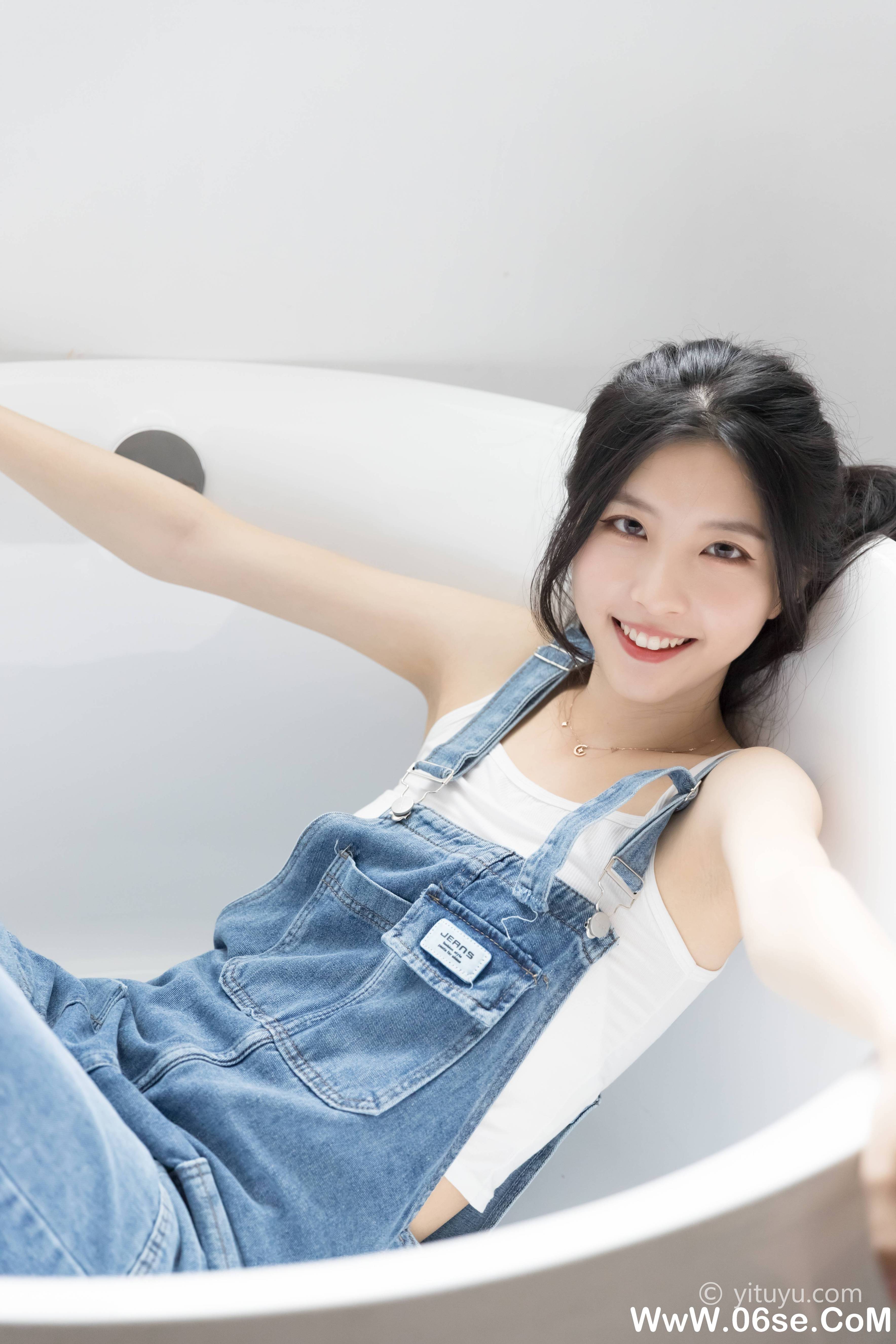 图片[3]-[YITUYU艺图语]2021.04.21 蓝色牛仔裤 小铟[24+1P／293MB]-六色网