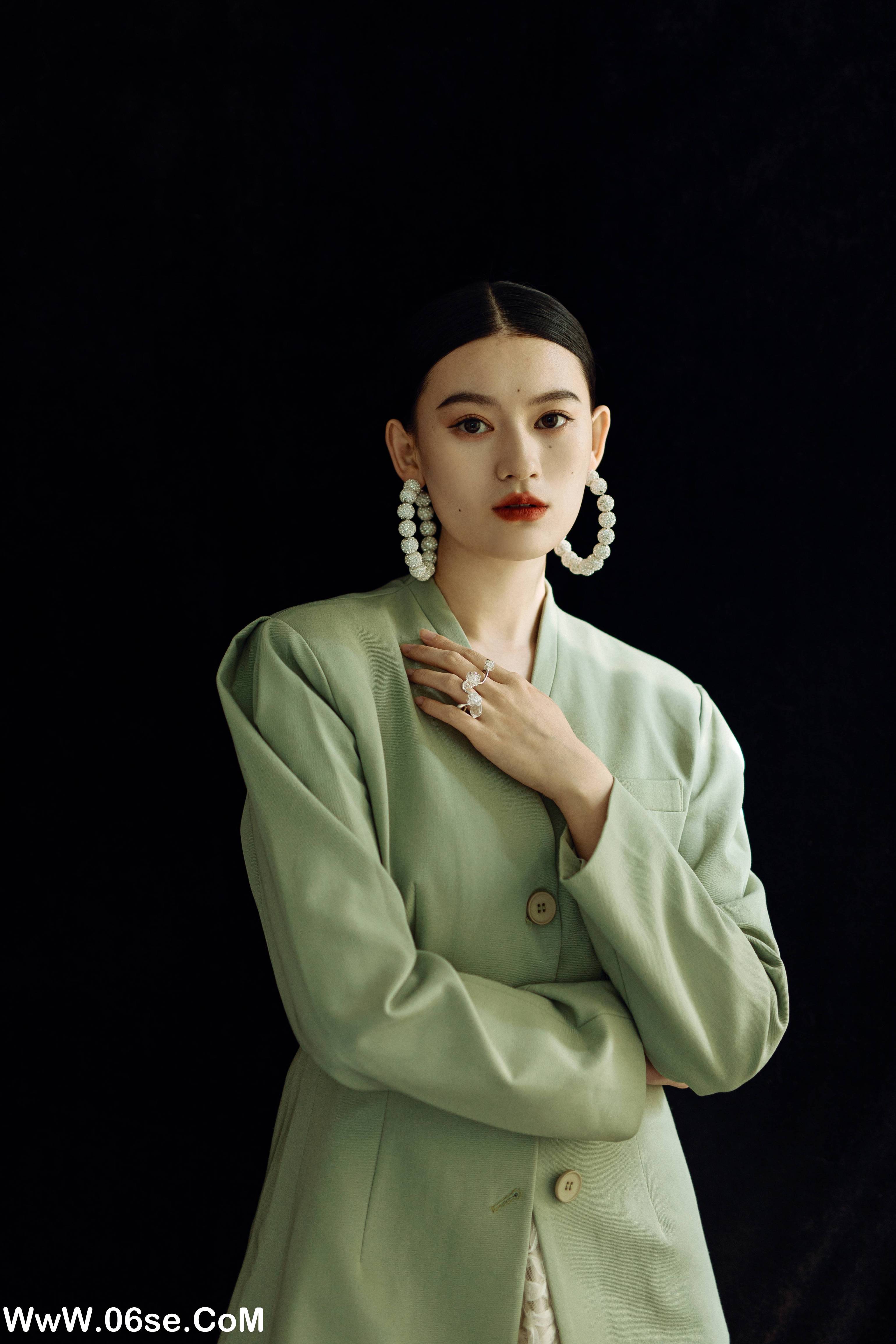 图片[4]-[YITUYU艺图语]2022.11.27 清风波澜 凤梨[21+1P／284MB]-六色网