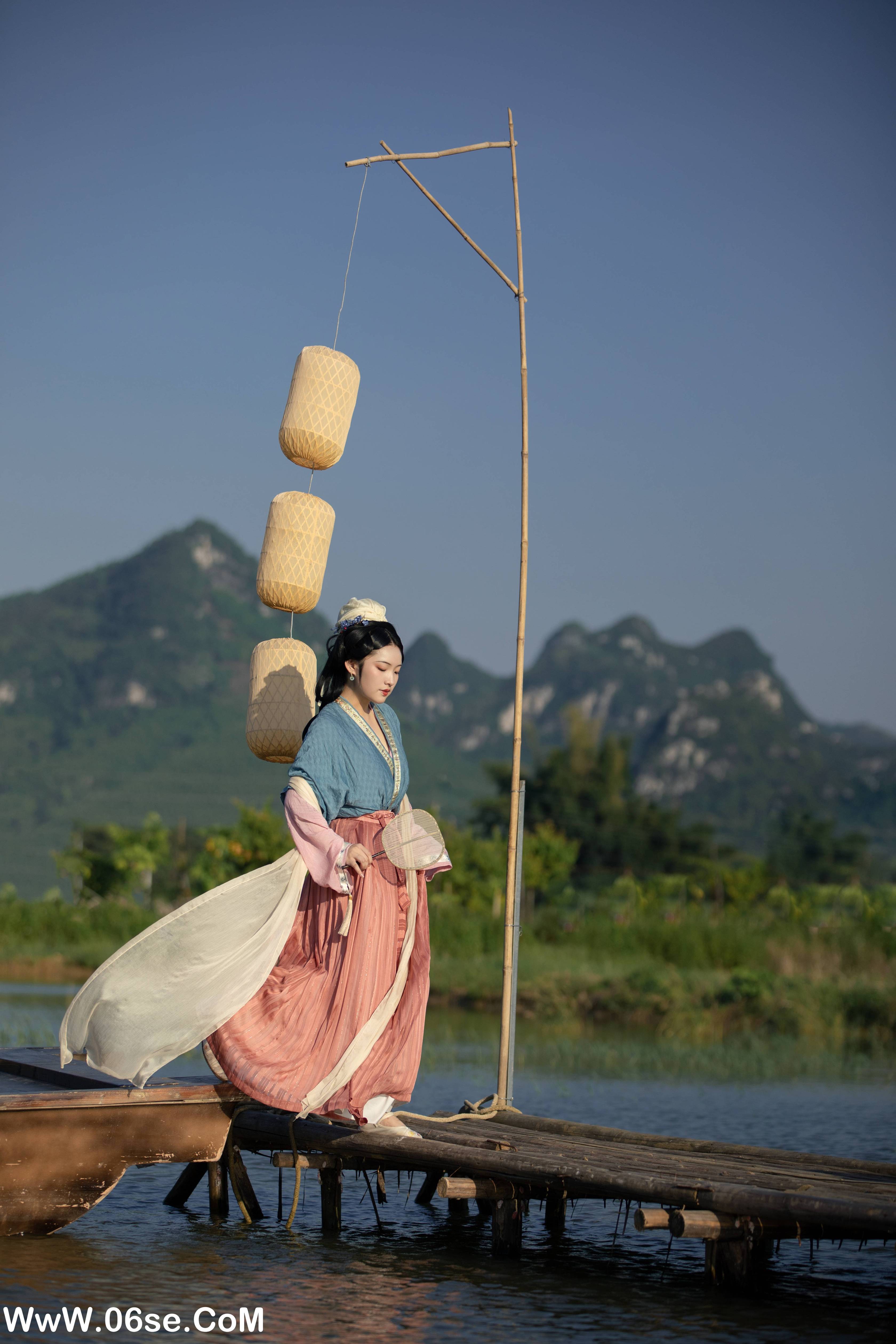 图片[25]-[YITUYU艺图语]2022.11.09 游湖 保卫萝卜的阿叽[35+1P／520MB]-六色网