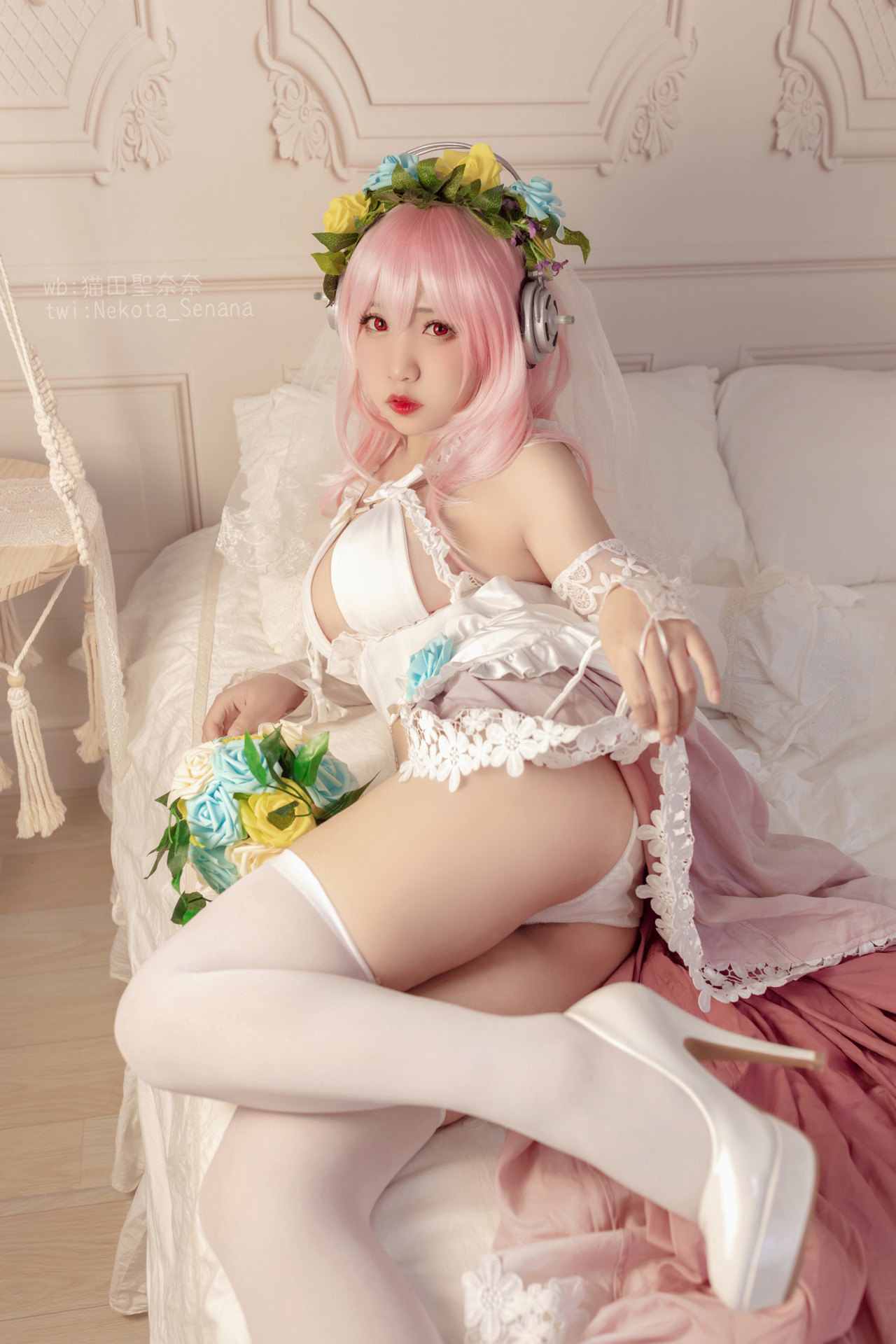 [猫田圣奈奈] 索尼子十周年花嫁 Super Sonico 35