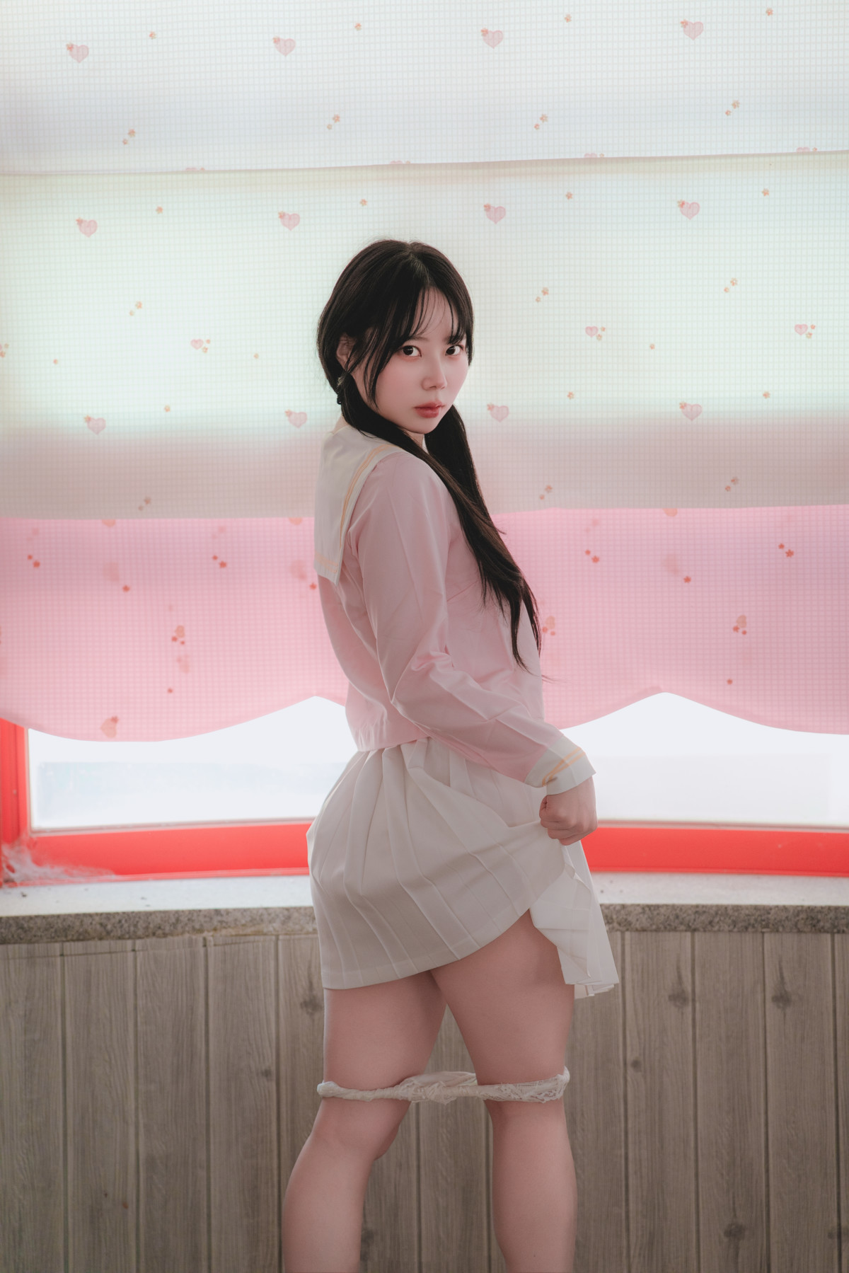 Myua 뮤아, Photobook “Pure” 9