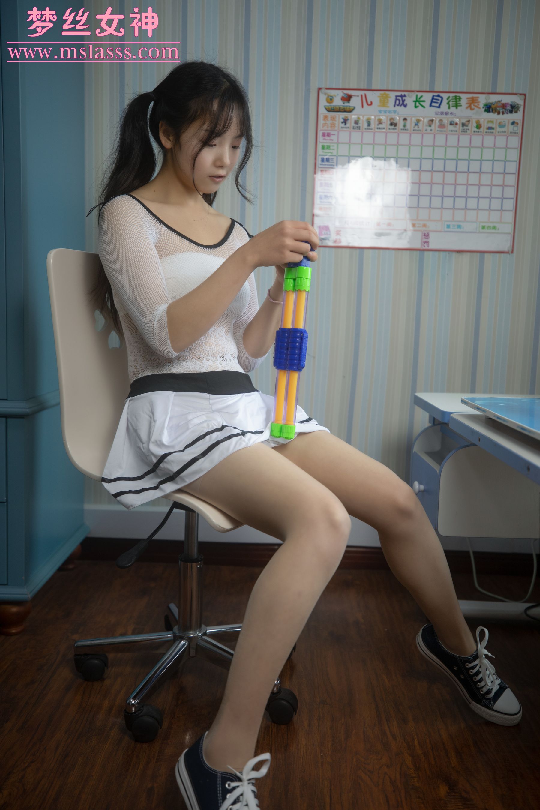 [梦丝女神MSLASS]_灵唯_马尾-写真图集共98P 9