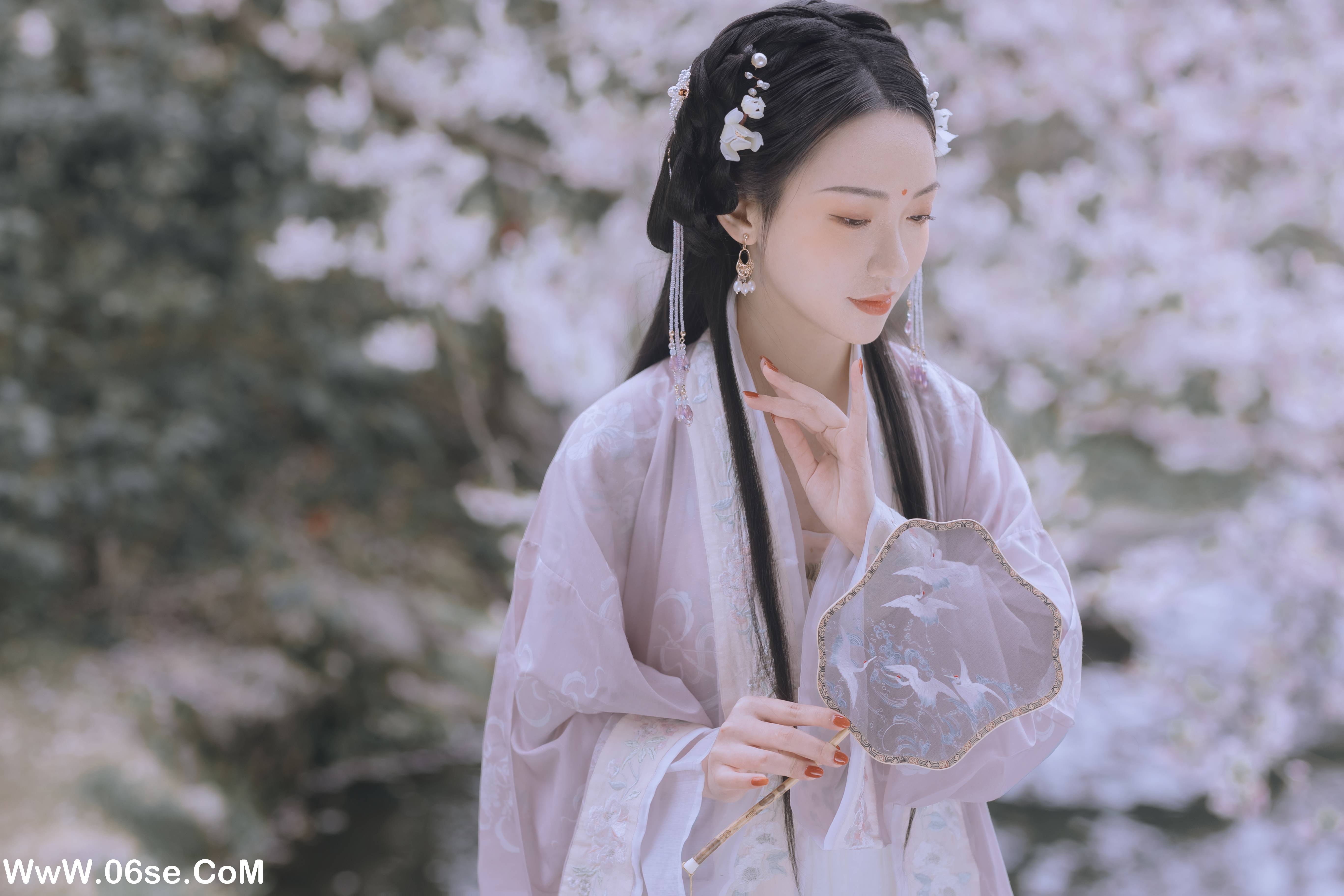图片[24]-[YITUYU艺图语]2022.01.14 樱花落 Joyceee[25+1P／176MB]-六色网
