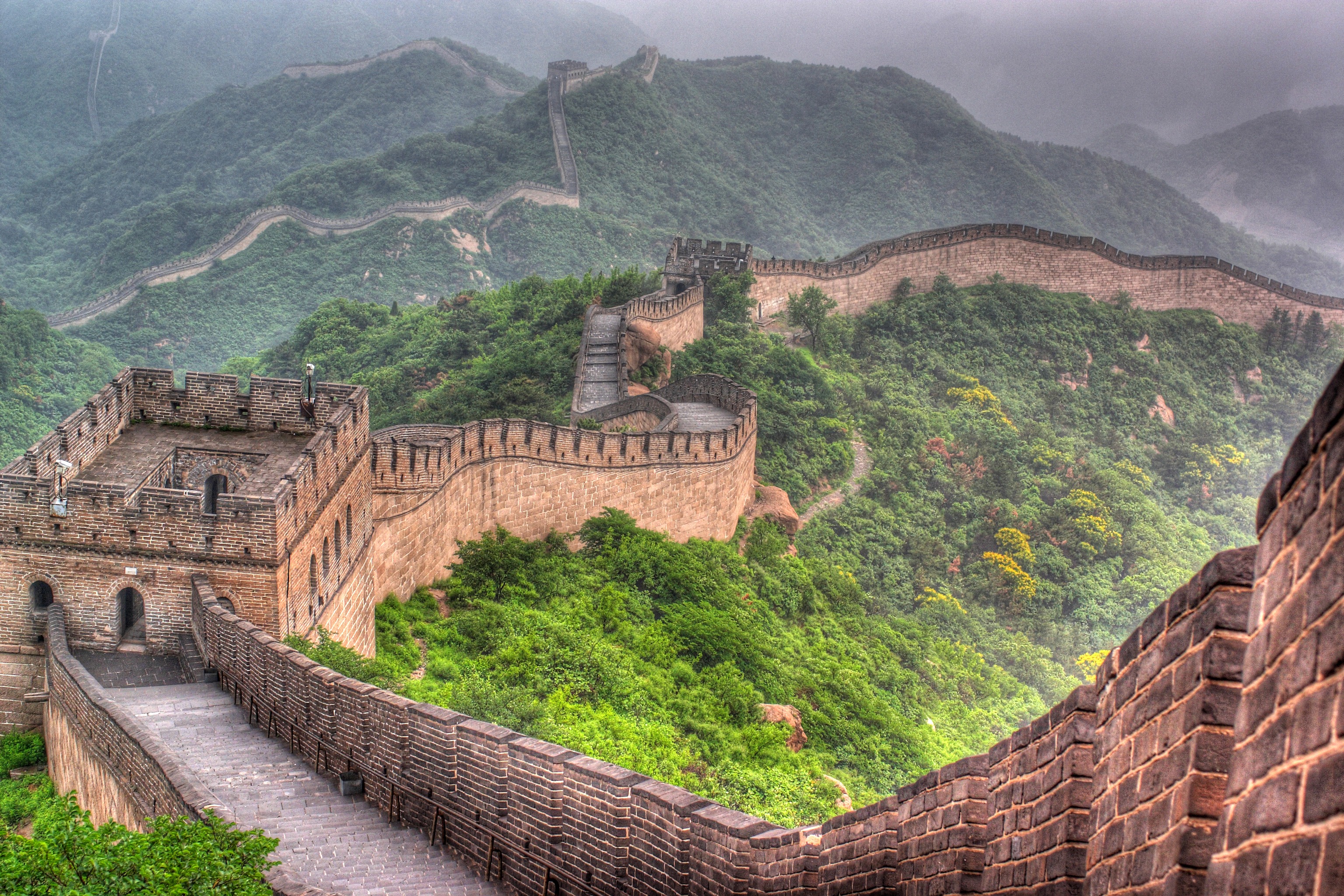 Великий стена узбек. Великая китайская стена. Великая китайская стена Династия Цинь. Пекин китайская стена. Великая китайская стена Хубэй.