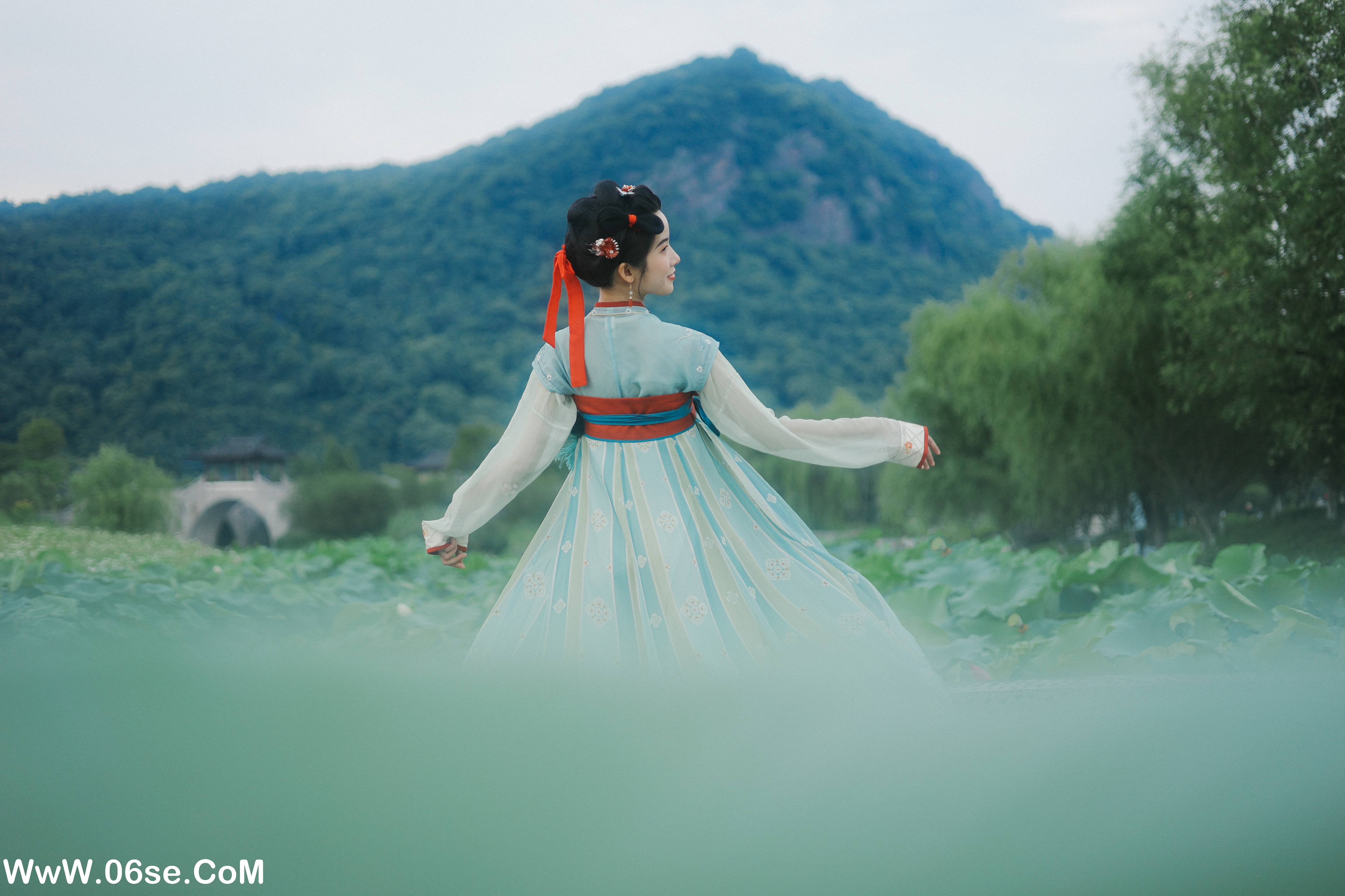 图片[23]-[YITUYU艺图语]2022.07.14 夏荷 一只阿梦崽[38+1P／294MB]-六色网