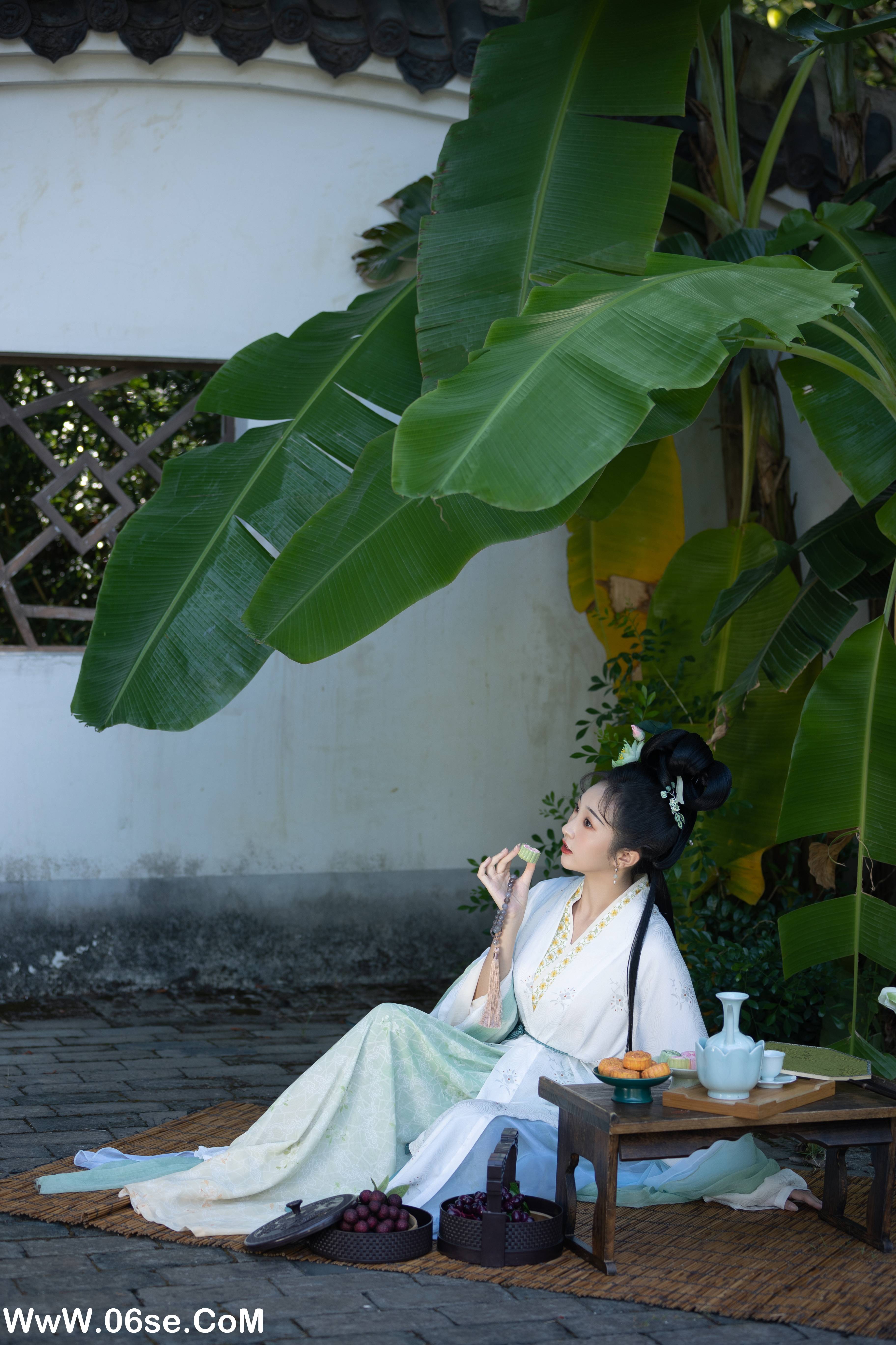 图片[14]-[YITUYU艺图语]2022.11.17 绿了芭蕉 丸子有只猫[33+1P／331MB]-六色网