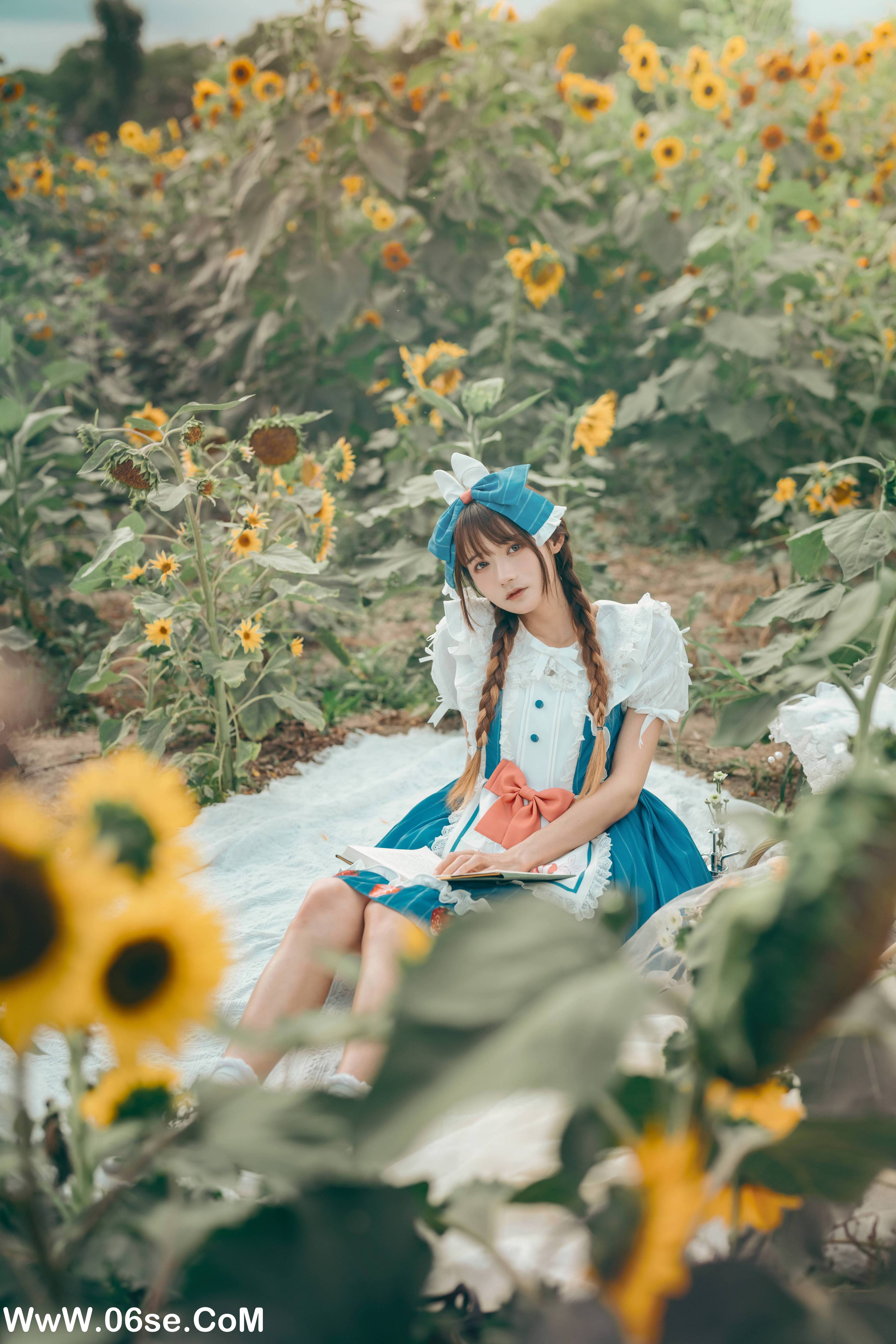 图片[19]-[YITUYU艺图语]2022.07.18 甜甜向日葵女孩 兔子Zzz不吃胡萝卜[31+1P／318MB]-六色网