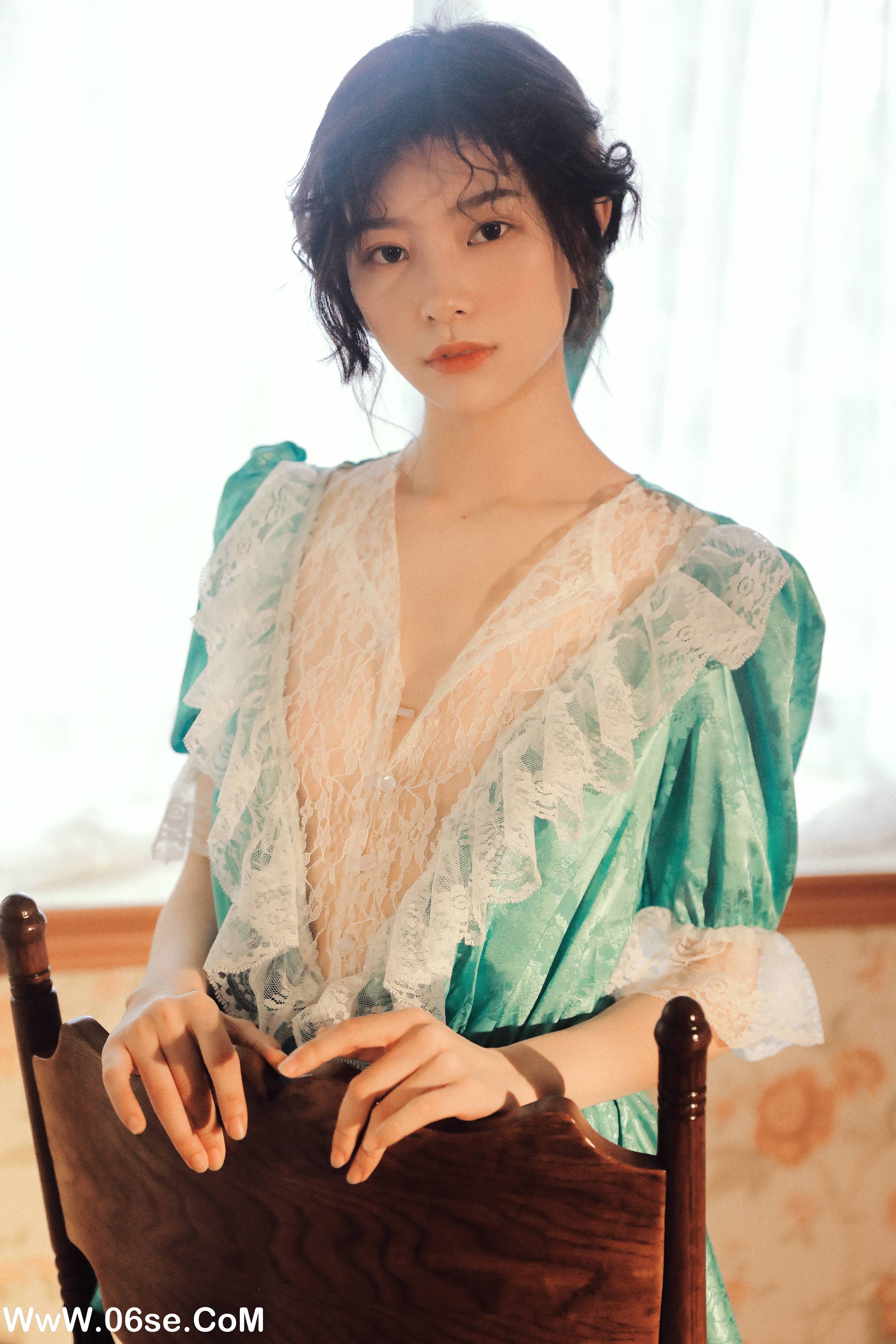 图片[26]-[YITUYU艺图语]2022.11.25 窗边少女 桃芊鱼[34+1P／819MB]-六色网