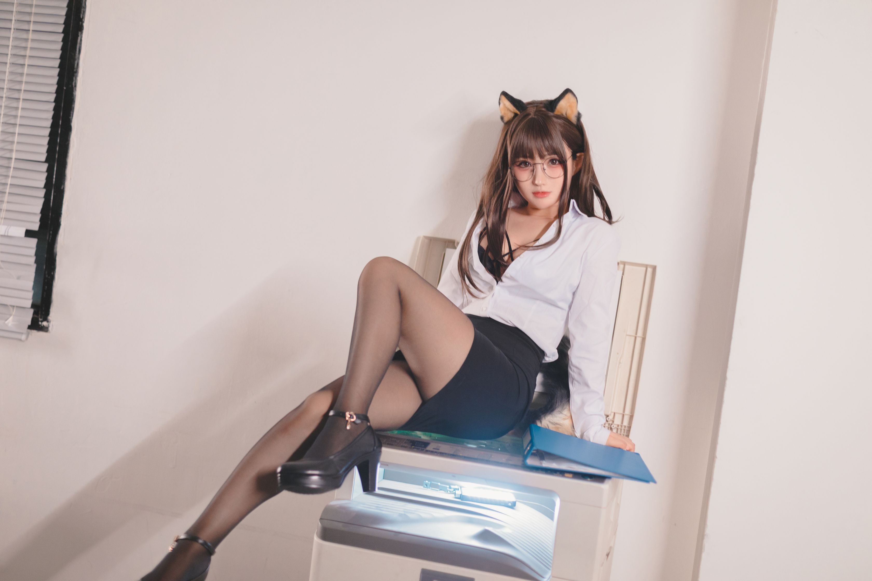 樱井宁宁-柴犬秘书 [58P] 21