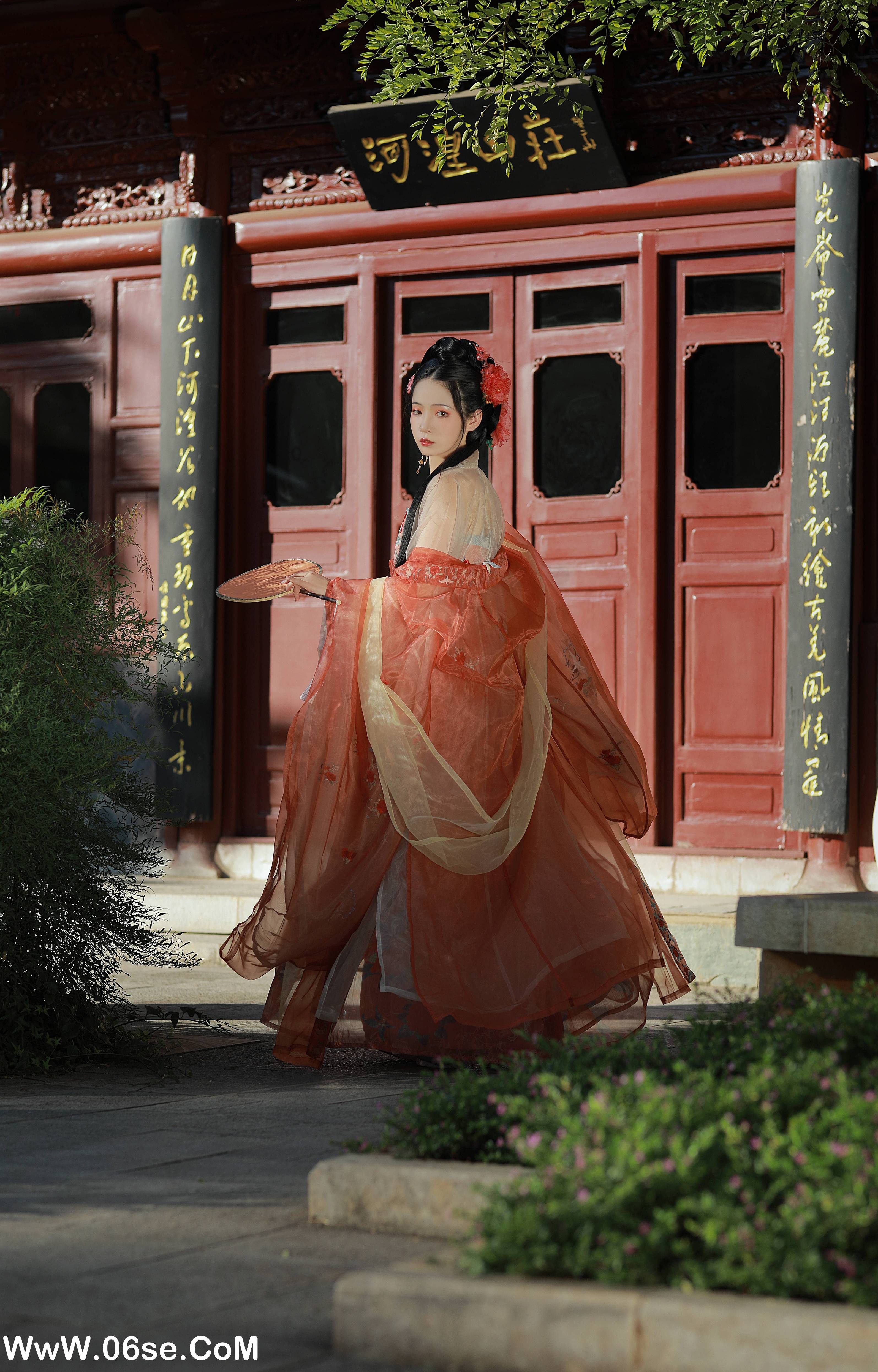 图片[12]-[YITUYU艺图语]2022.09.06 美人迈兮音尘阙 落花人独立[33+1P／662MB]-六色网