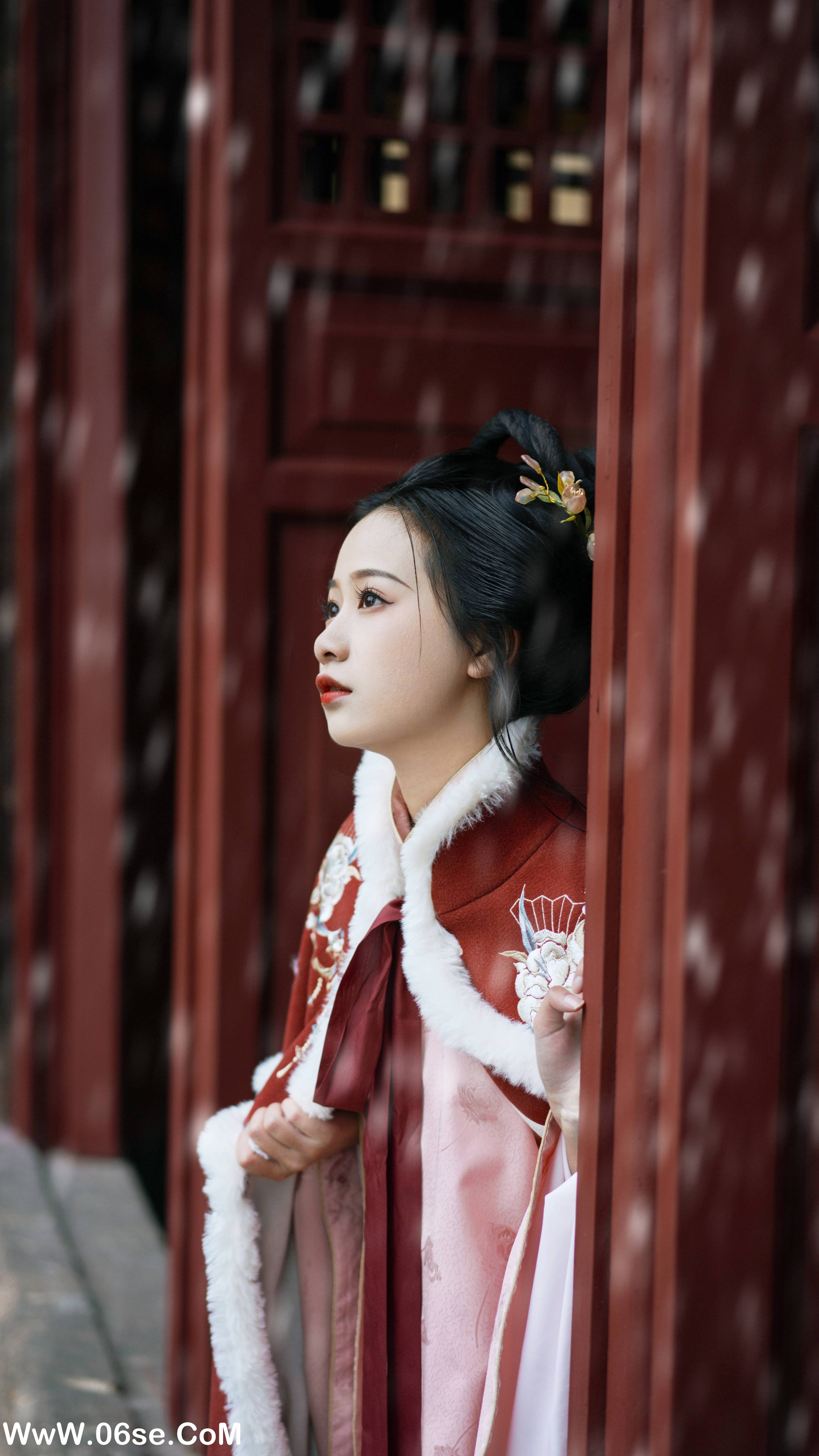 图片[3]-[YITUYU艺图语]2022.12.22 初雪 旺旺小小舒[22+1P／365MB]-六色网