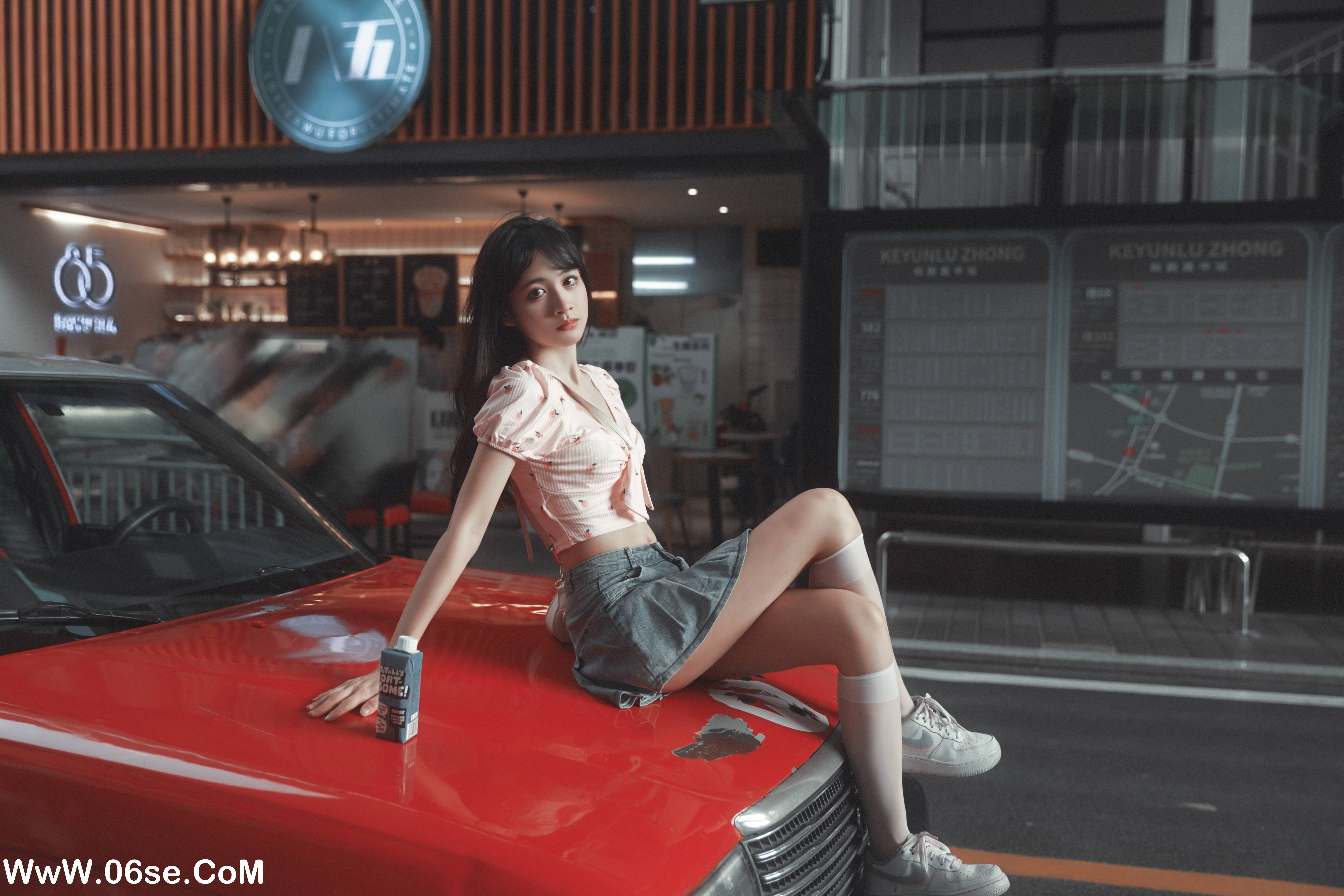图片[4]-[YITUYU艺图语]2022.10.19 秋日限定女孩 林林[40+1P／348MB]-六色网