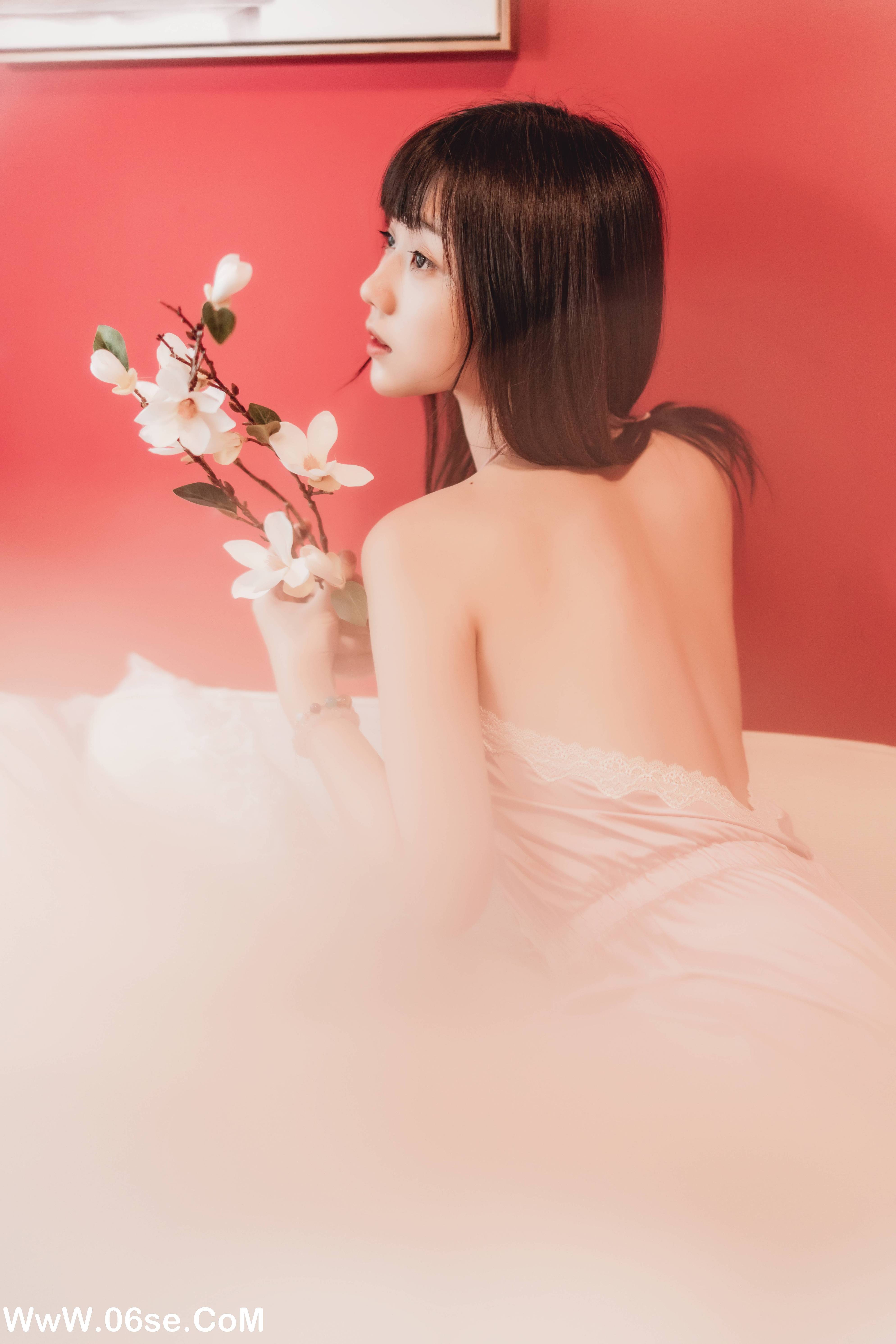 图片[20]-[YITUYU艺图语]2022.08.26 赤色的想念 镜酱_[20+1P／422MB]-六色网