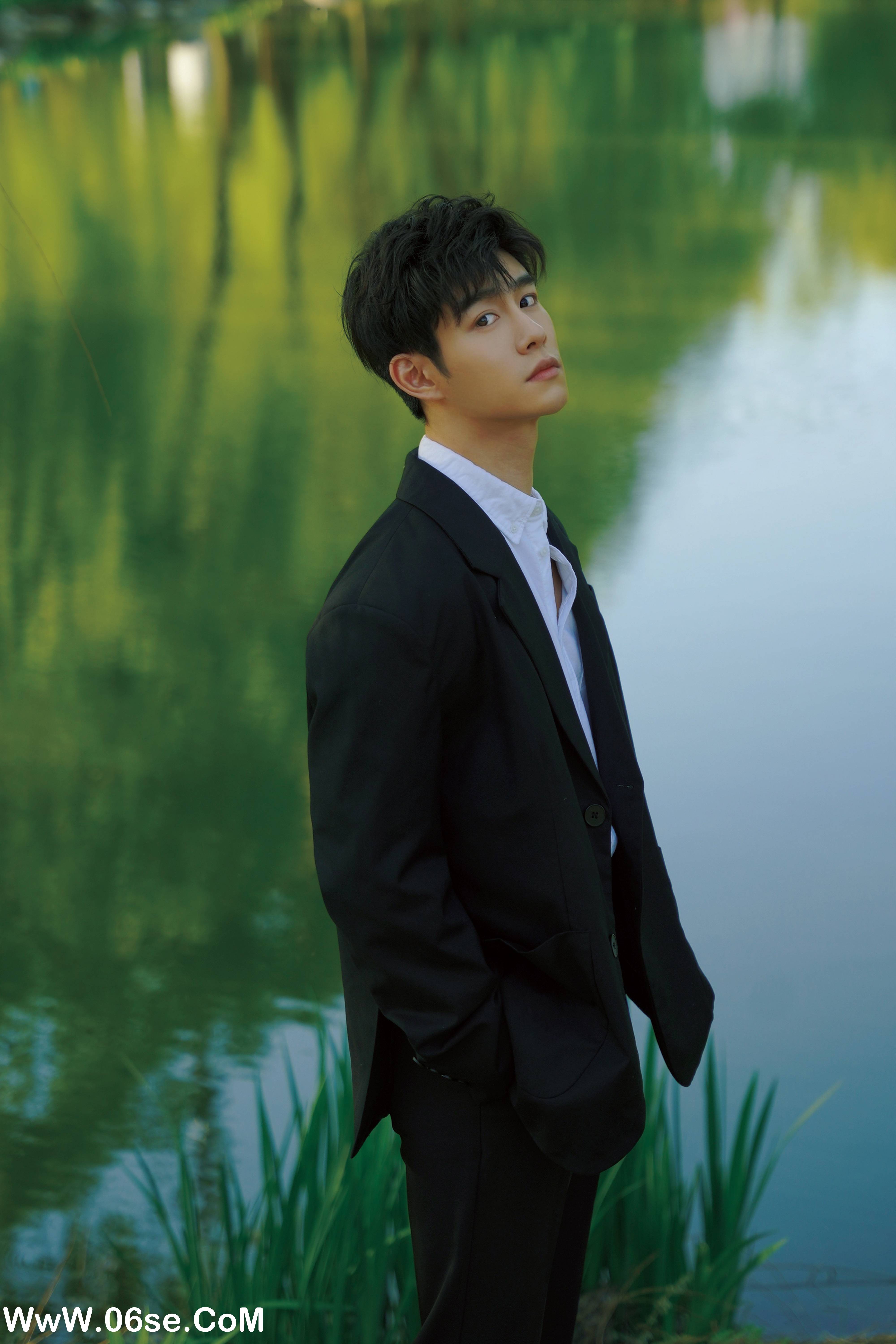 图片[14]-[YITUYU艺图语]2022.07.30 长夜将至 娄鸣_[26+1P／195MB]-六色网