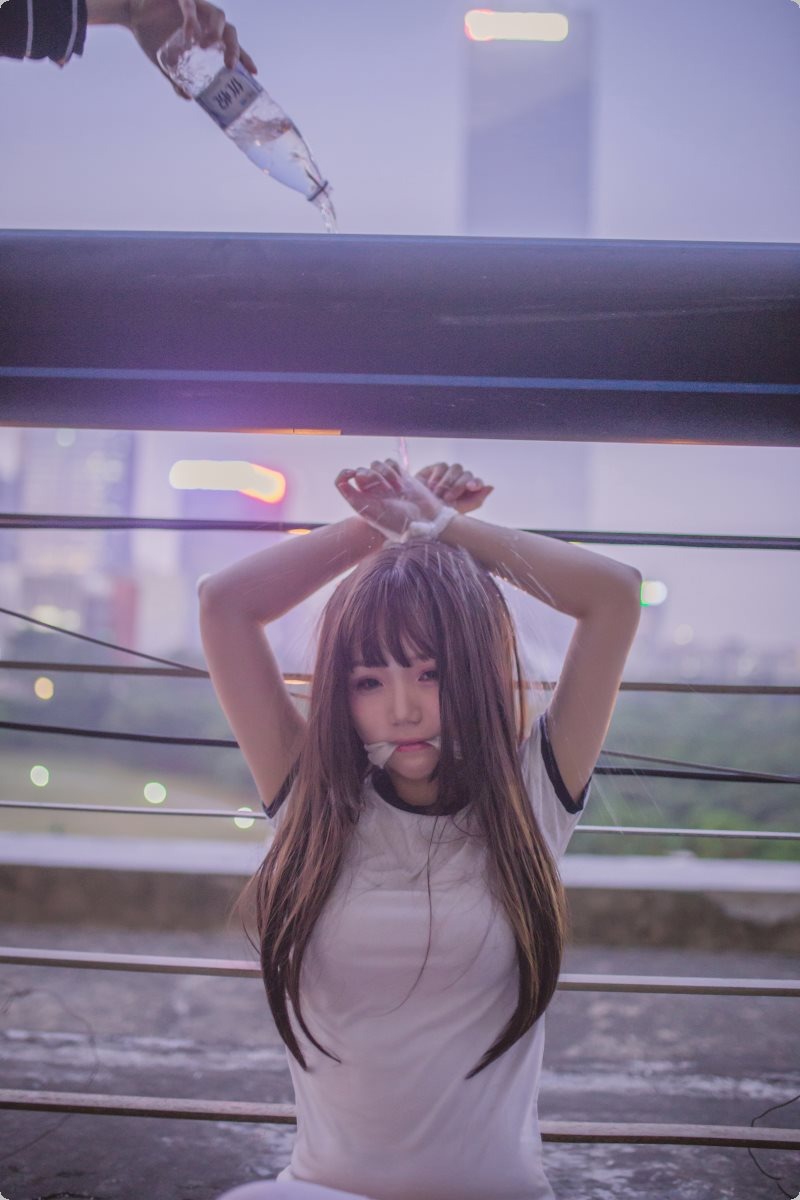 [Cos]宅夏 - 白丝捆绑 [30P] 30