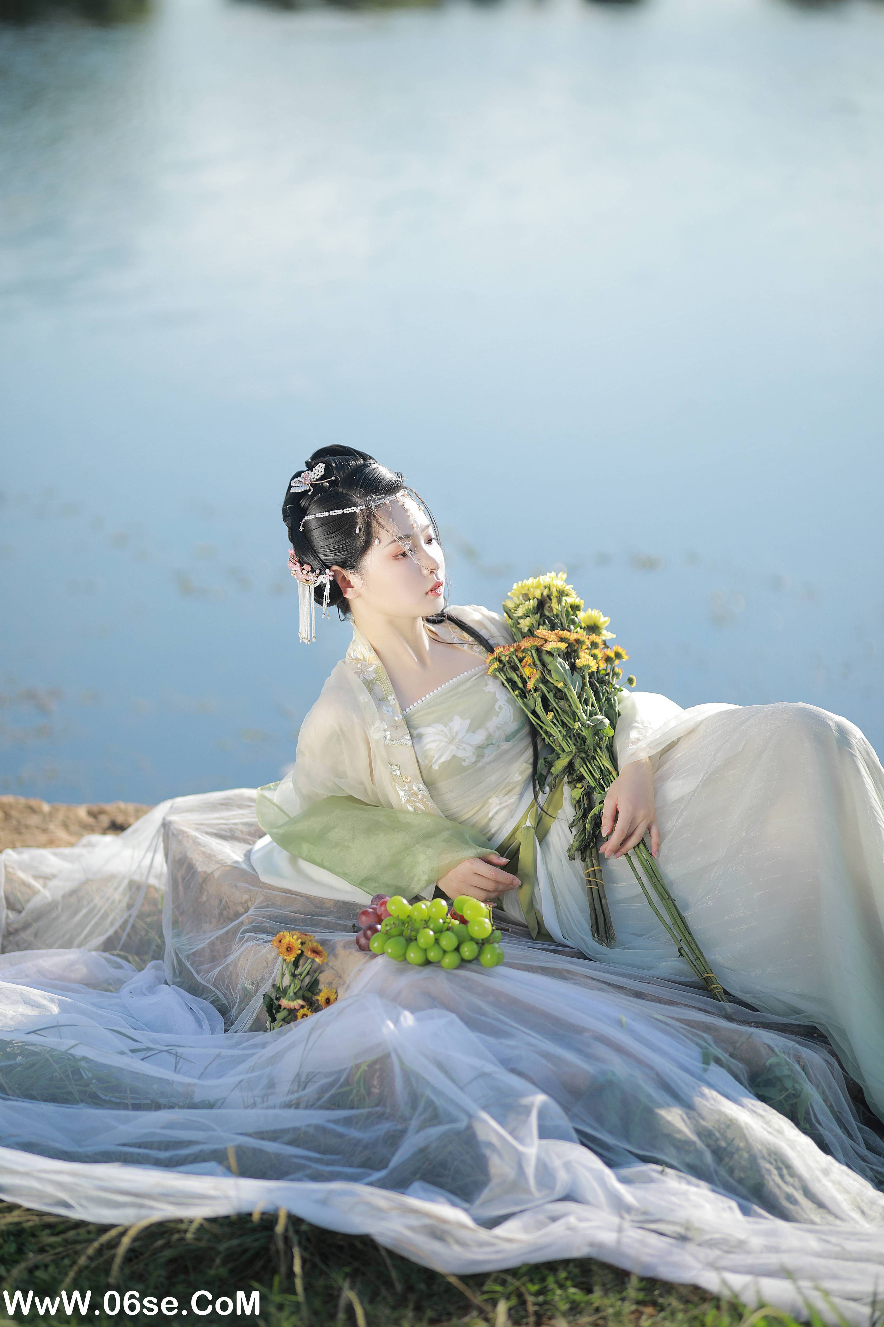 图片[29]-[YITUYU艺图语]2022.09.30 夏日长 落花人独立[35+1P／644MB]-六色网