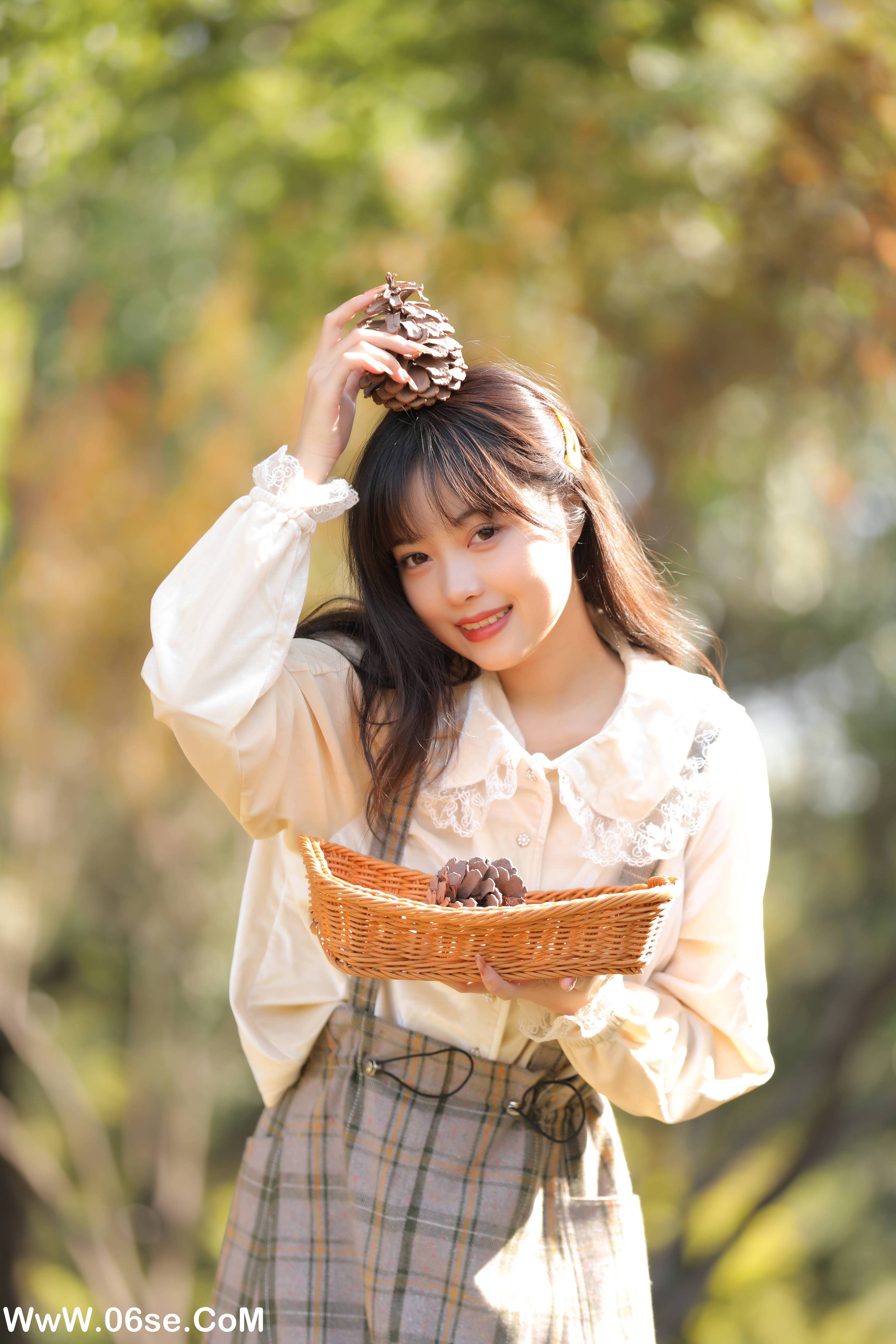 图片[27]-[YITUYU艺图语]2022.11.17 秋信 小薇人儿[34+1P／351MB]-六色网