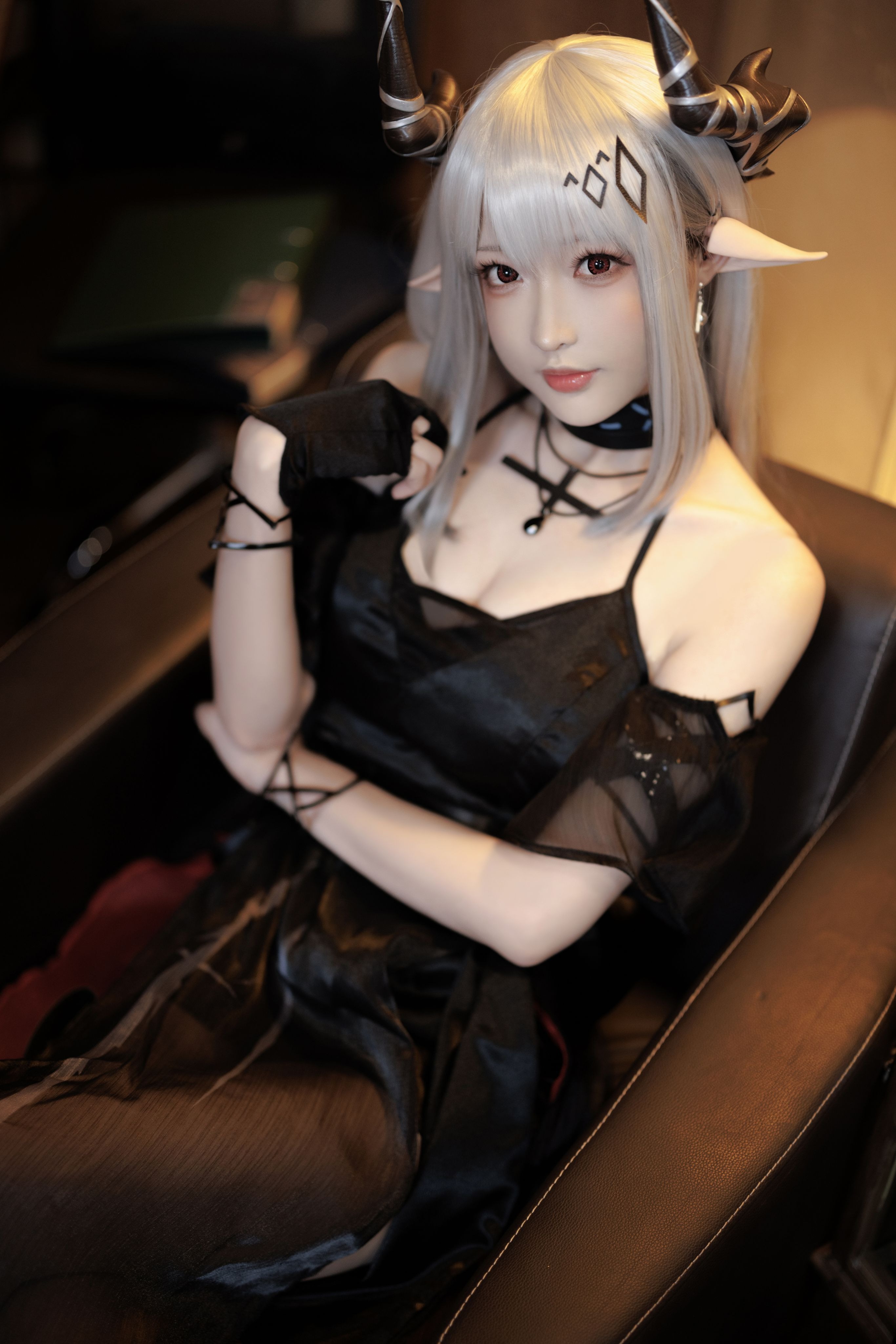 南宫 泥岩礼服 14