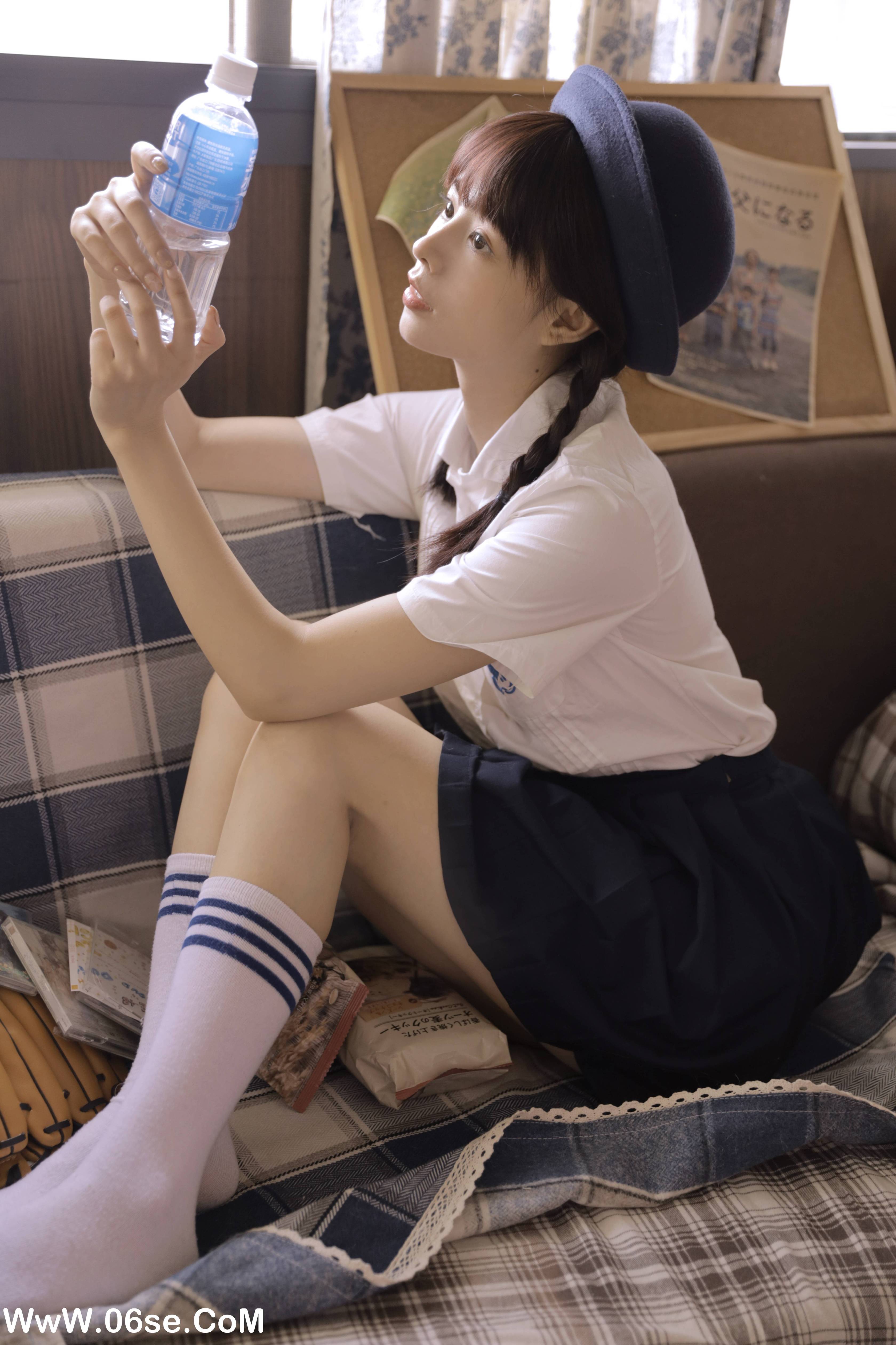 图片[6]-[YITUYU艺图语]2022.10.29 制服女孩 小谢[22+1P／202MB]-六色网