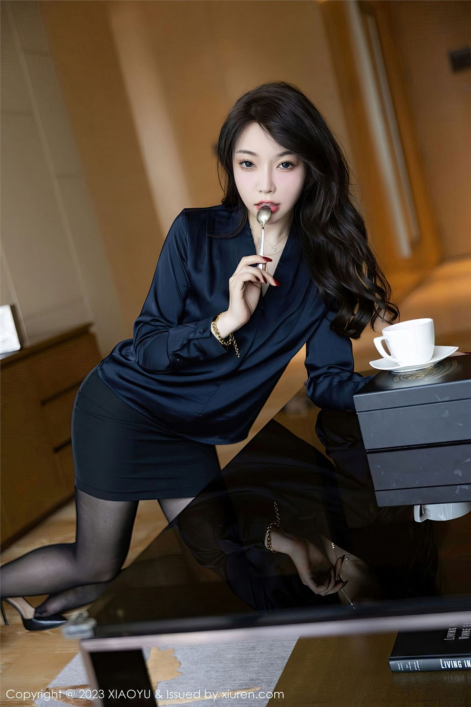 图片[2]-[XIAOYU画语界] 2023.04.14 NO.1007 徐莉芝-六色网