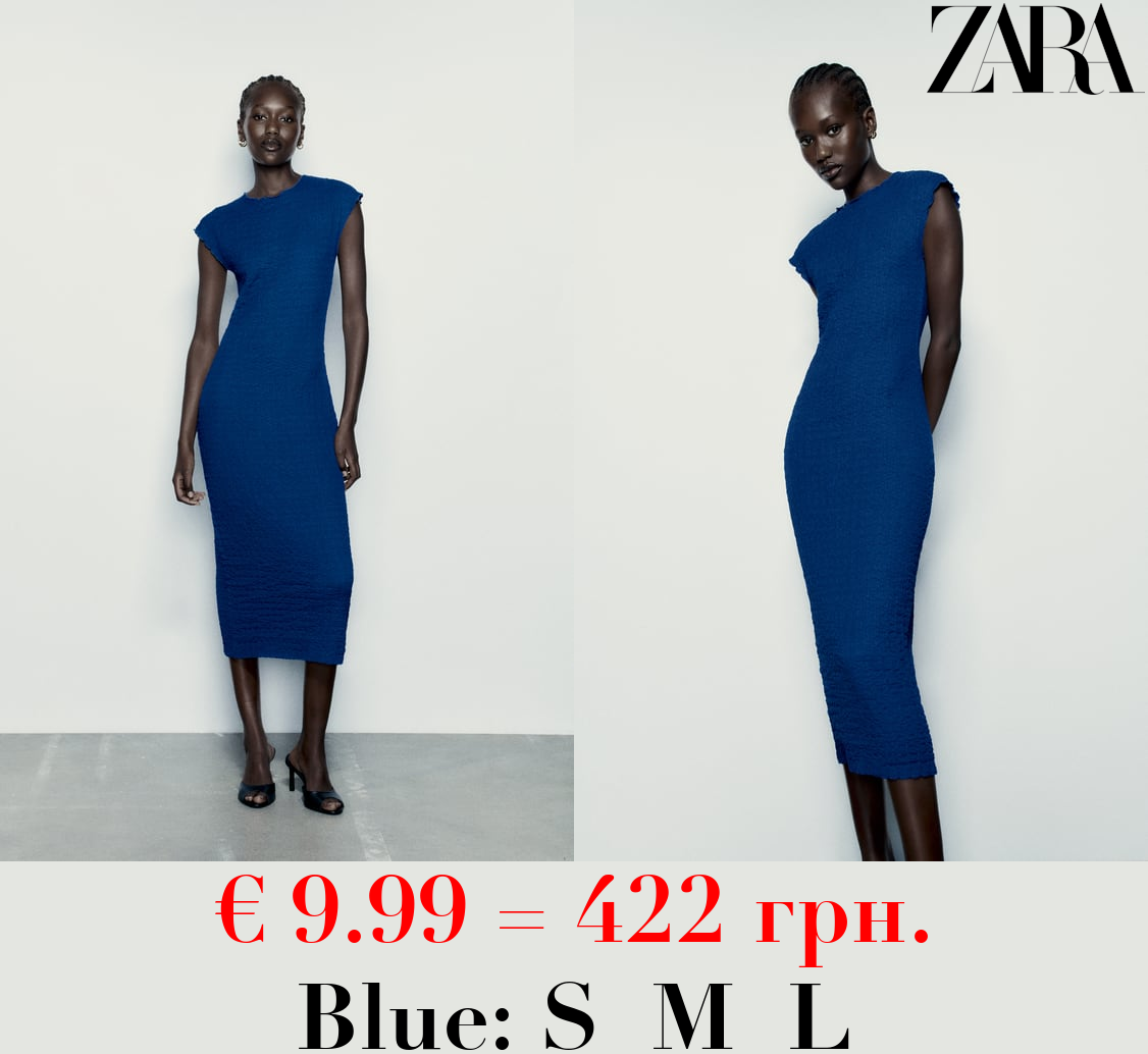 FITTED TEXTURED DRESS