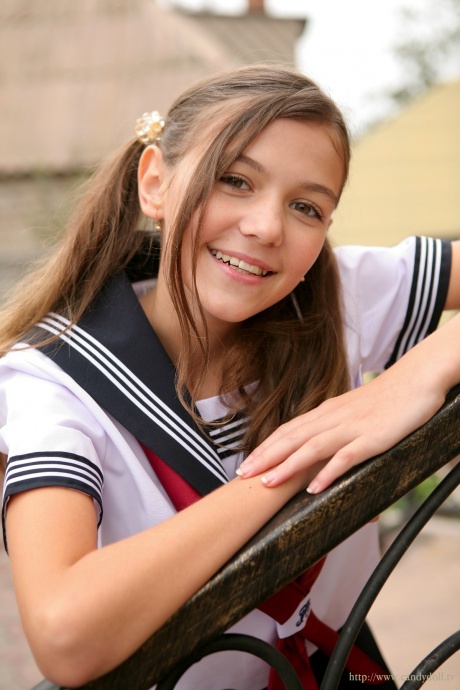 [Image: 0c32cc5d54fd35d128a24.jpg]