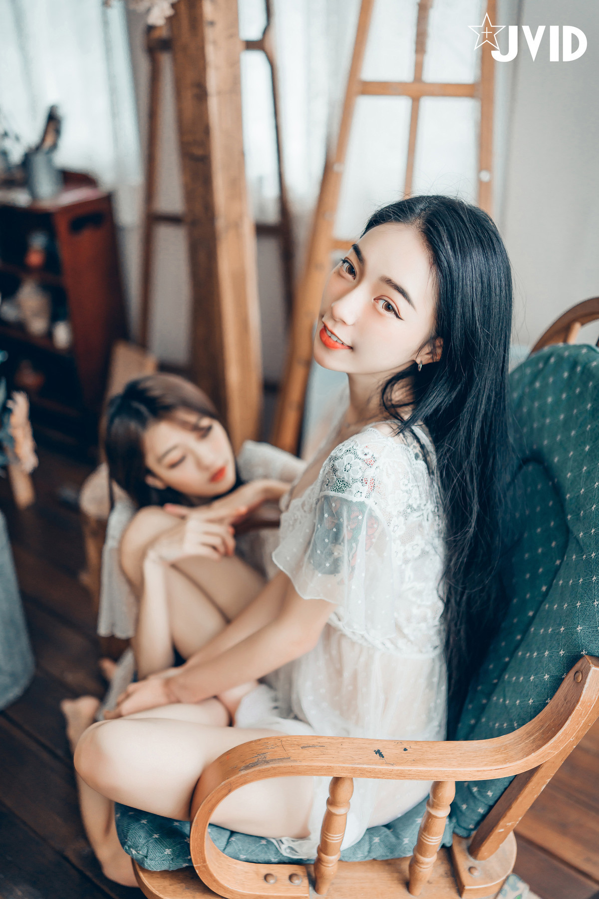 JVID精品 飄飄 妍妍 百合花神の美少女 最色色嘗試 辰辰特別客串！色色最大突破 Set.01 10