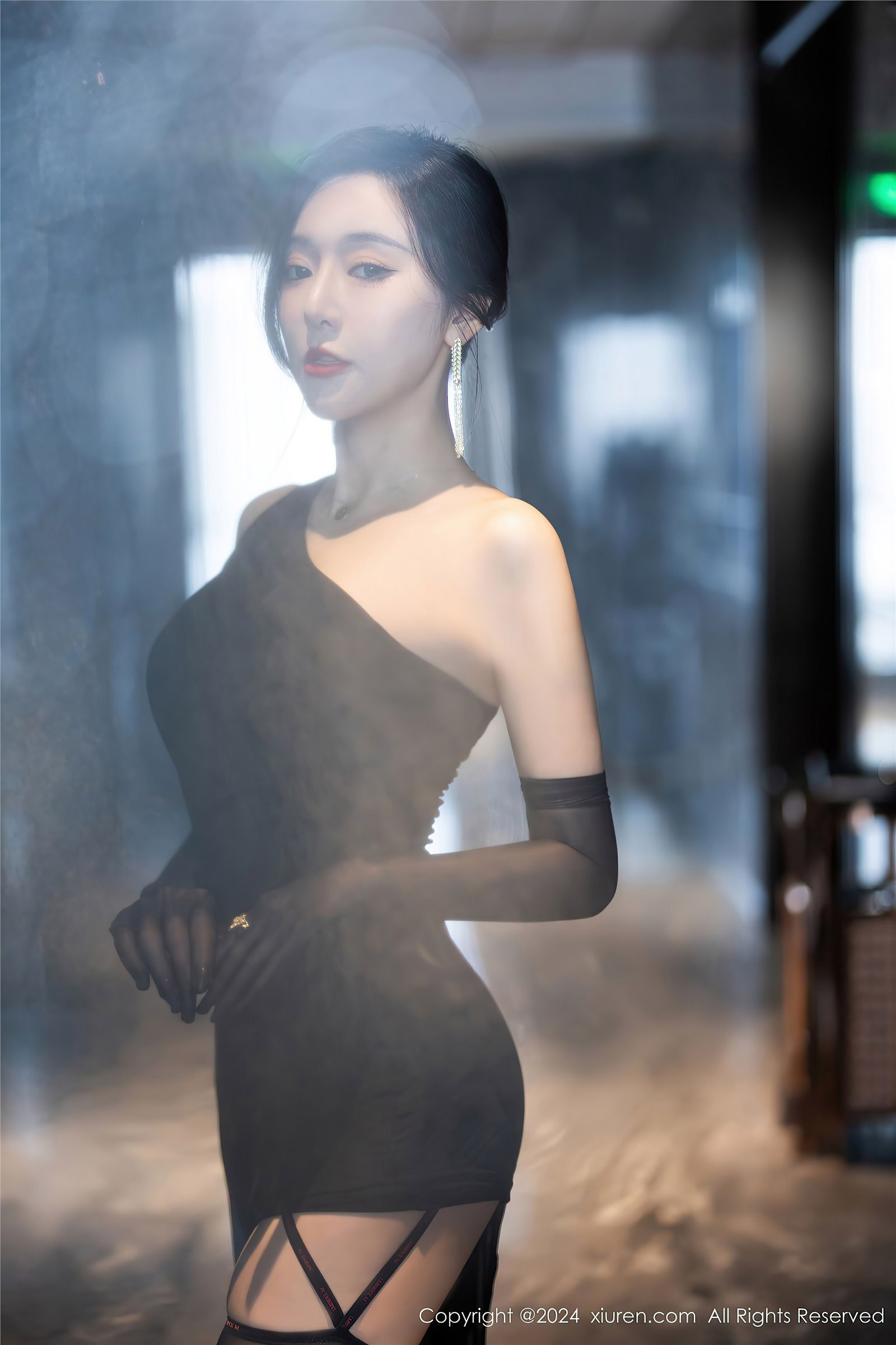图片[2]-[XIUREN秀人网] 2024.03.07 NO.8194 王馨瑶yanni-六色网