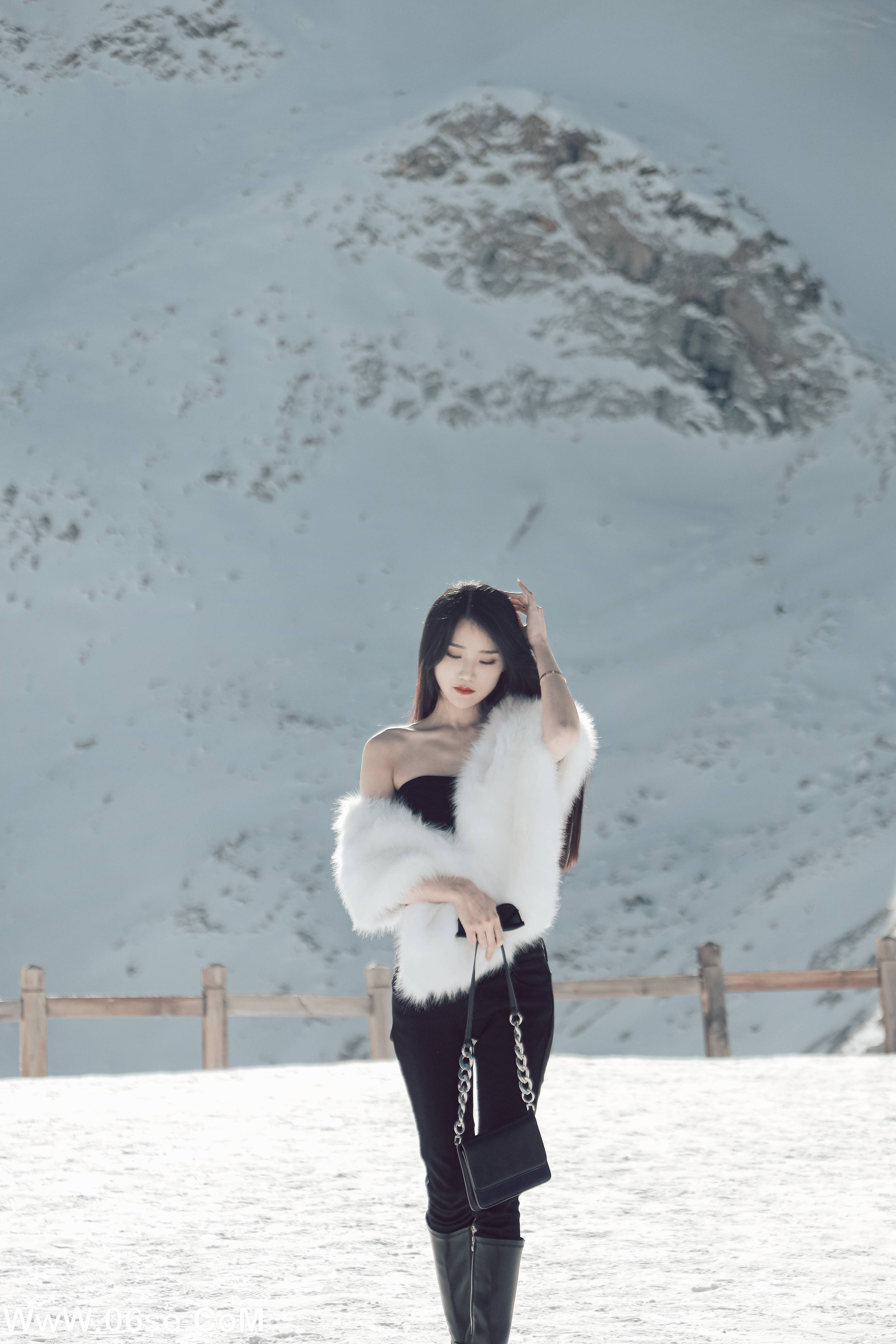 图片[17]-[YITUYU艺图语]2022.06.21 冰雪之巅 婷婷[34P-357.6M]-六色网