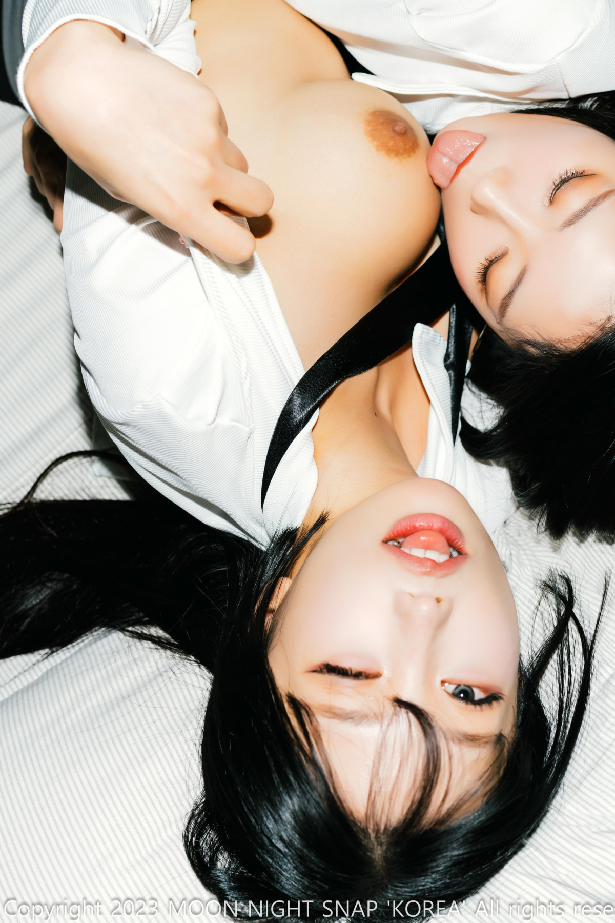 Mona 모나, Jucy 쥬시, Moon Night Snap “Stick” Set.01 37