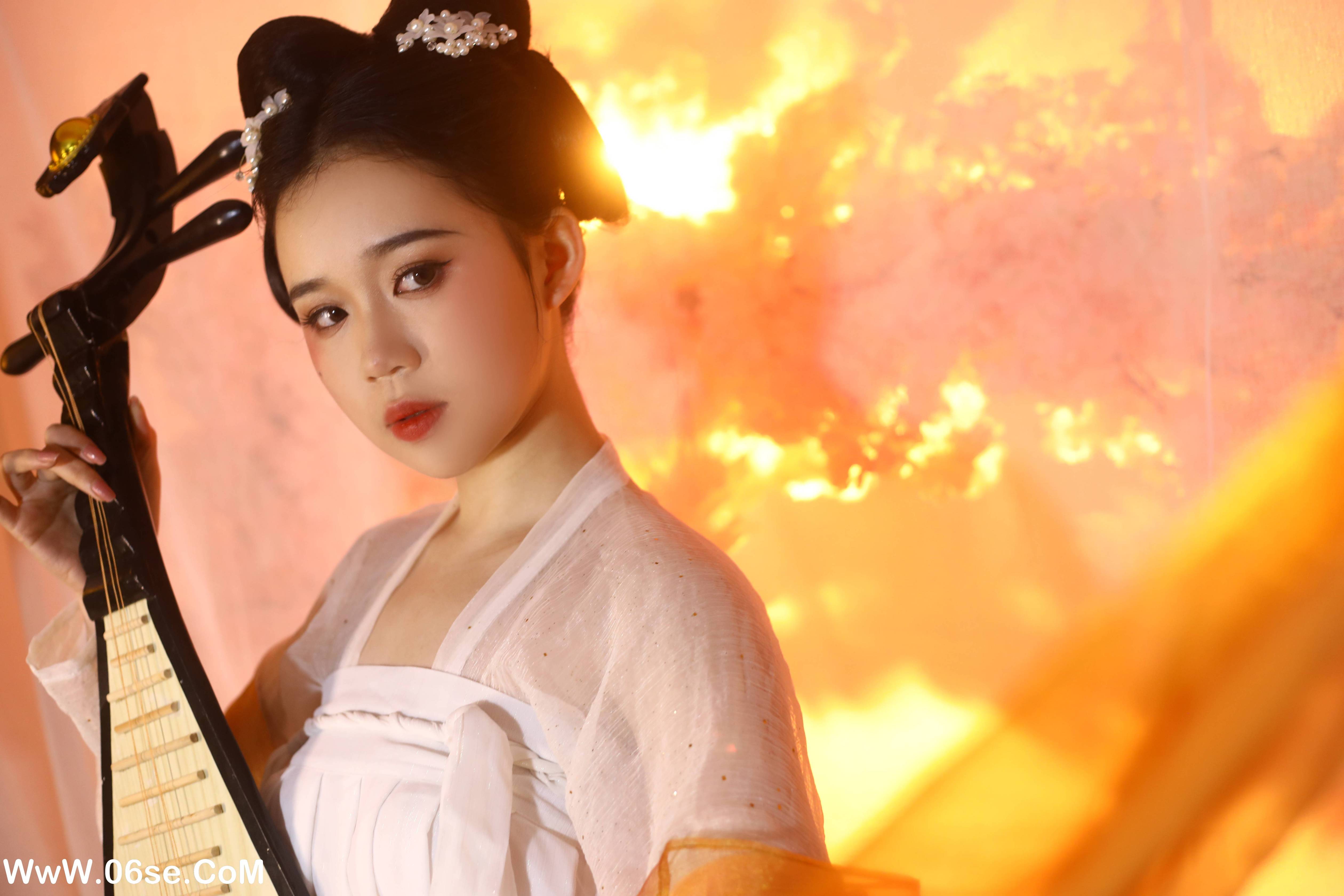 图片[31]-[YITUYU艺图语]2022.09.02 银睿姬 一只高高[31+1P／322MB]-六色网
