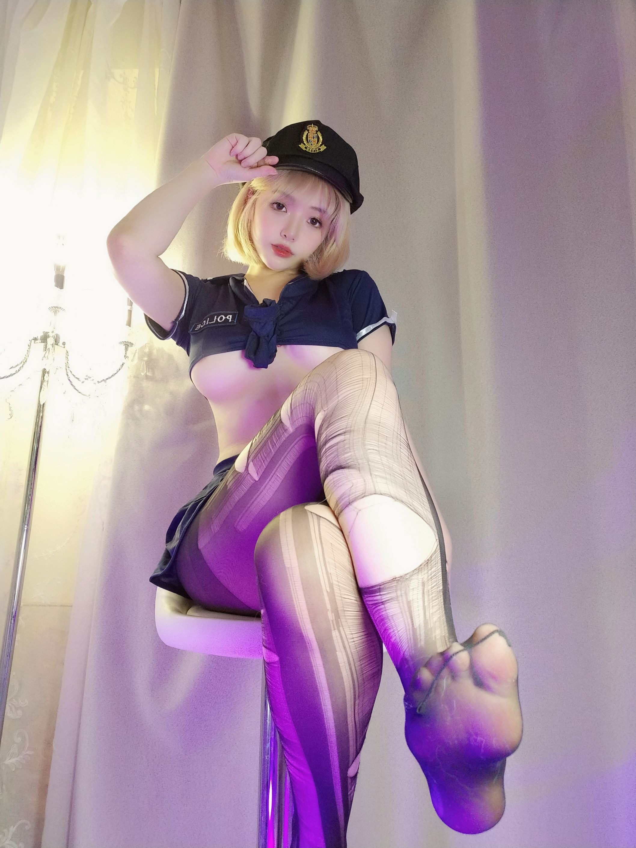 雯妹不讲道理 三月大礼包 女警34p+3v 11
