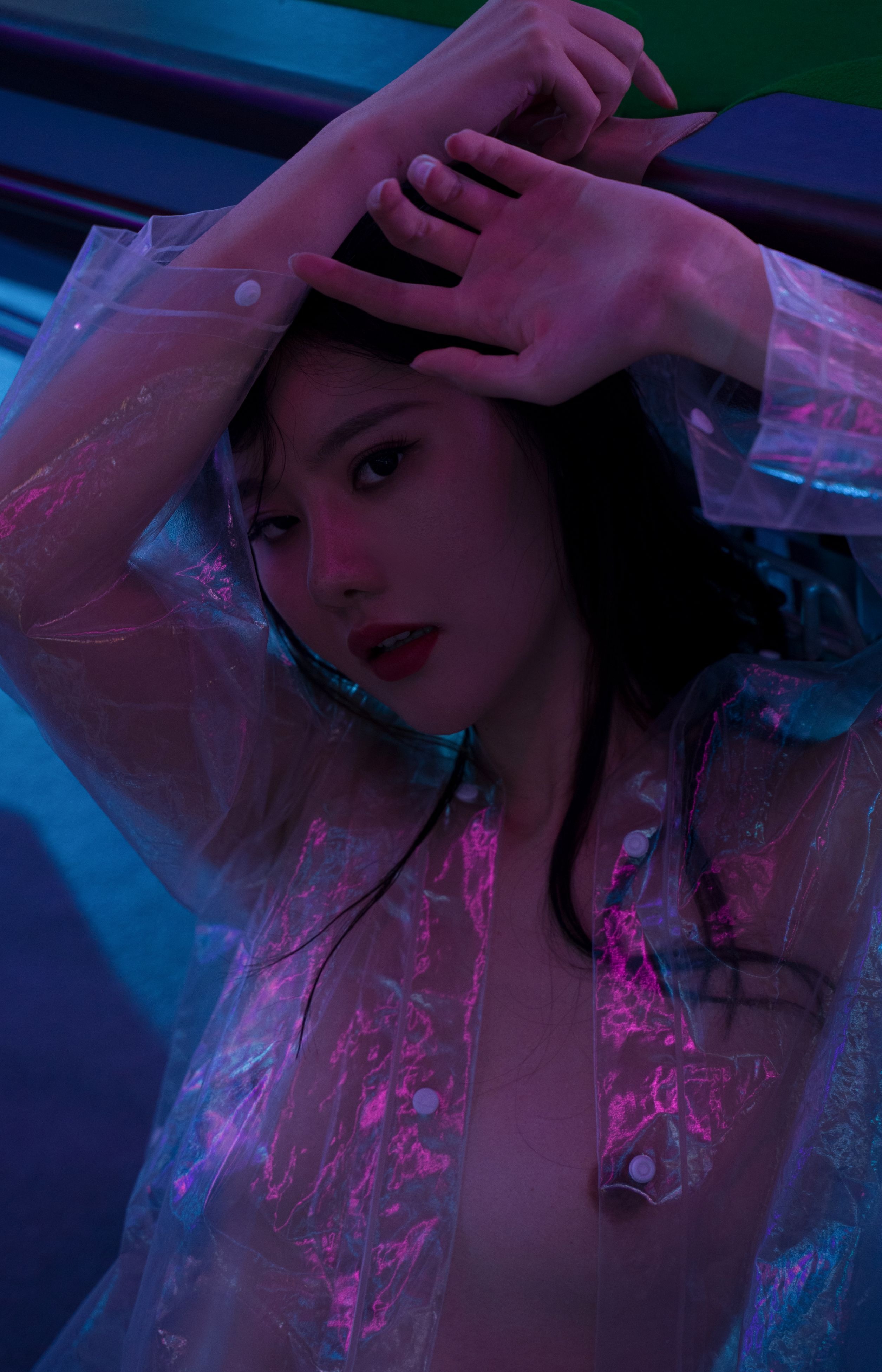 就是阿朱啊 - 雨衣 79