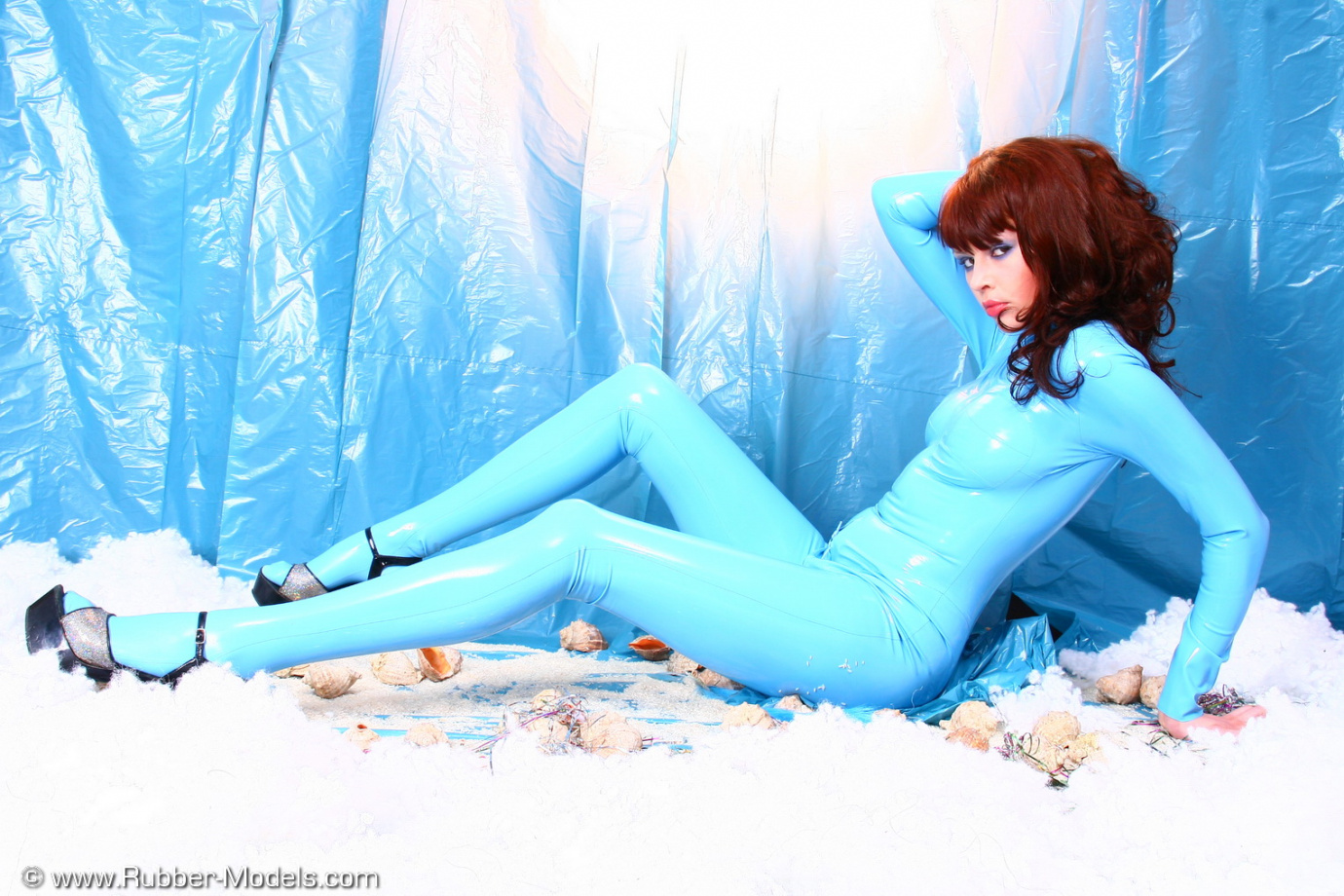 [Image: 0d1f6f3d713bc75b96c08.jpg]