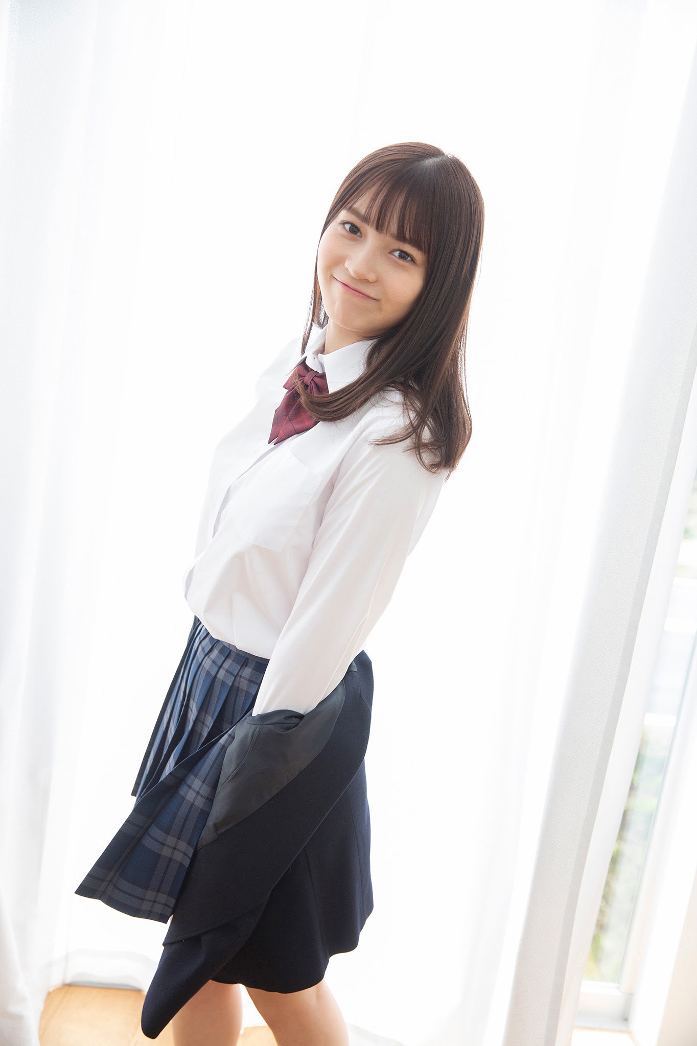Nanako Kurosaki 黒嵜菜々子, ヤンマガWeb グラビアちゃんはバズりたい Peel the Apple 6