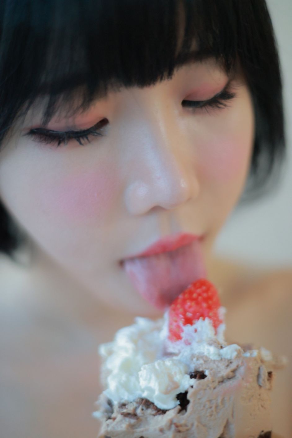 에디린12月写真视图 147P8V-1.87G 137