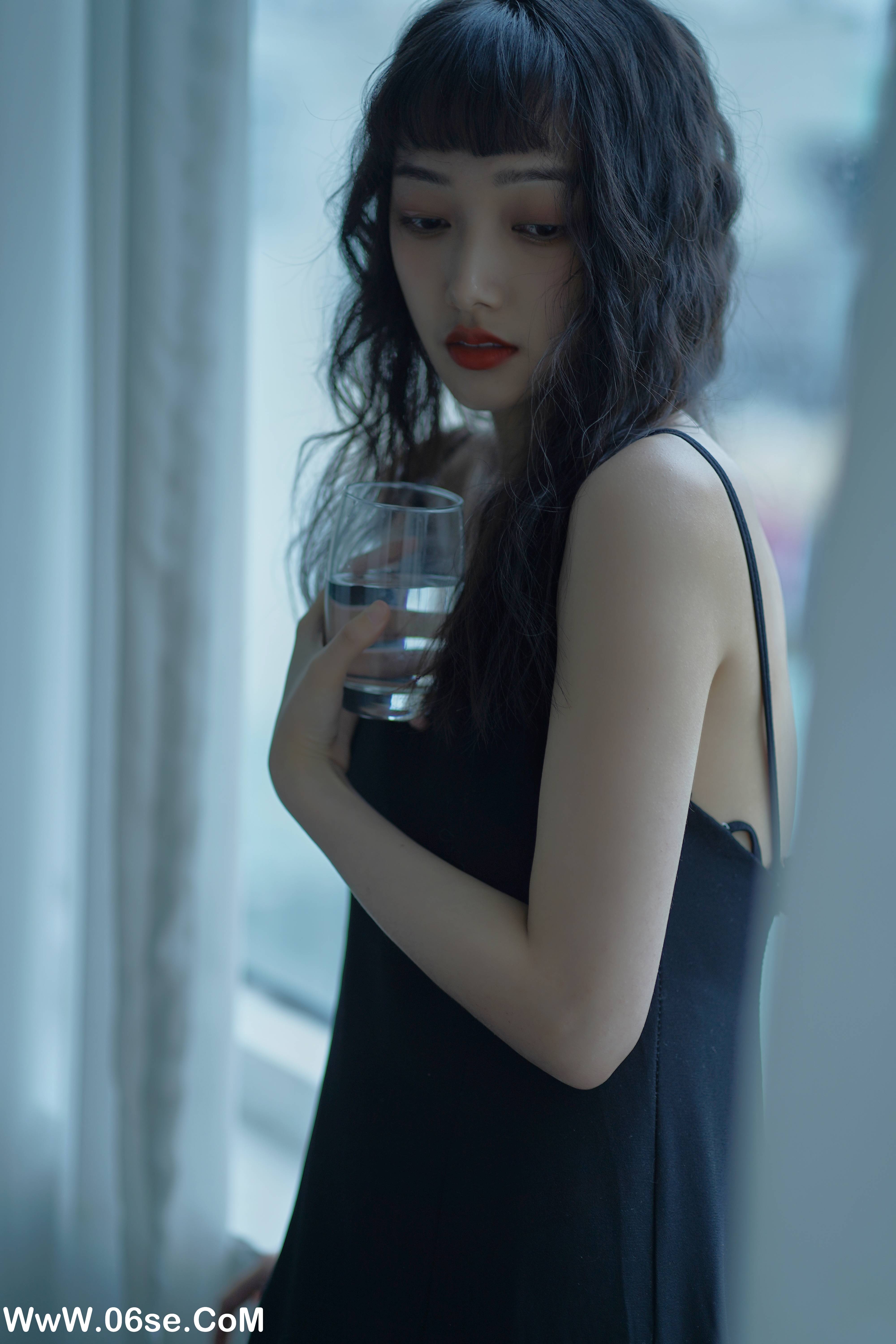 图片[6]-[YITUYU艺图语]2022.06.07 被雨伤透 潇潇[27P-316.88MB]-六色网