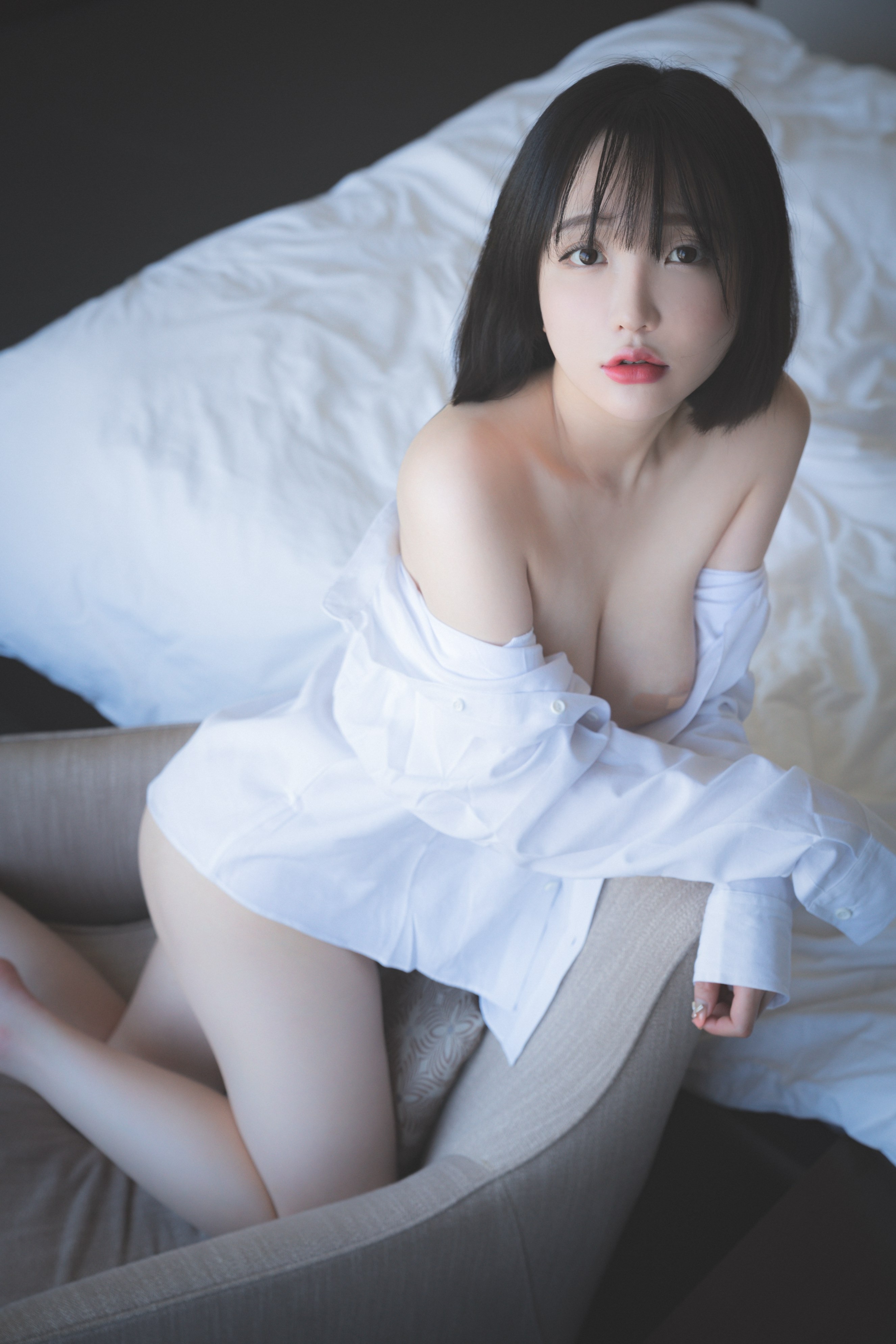 Pure Media Vol.070 Son Ye-Eun (손예은)  72P 54