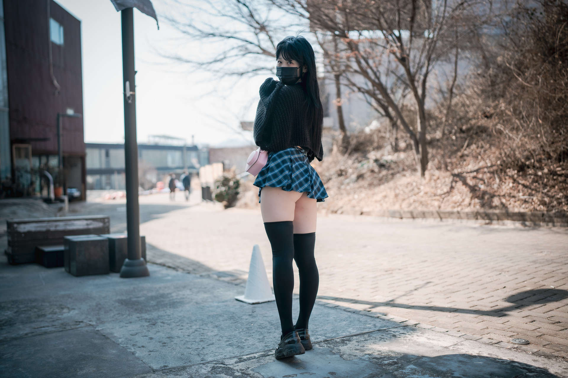 ZIA.Kwon 권지아, [DJAWA] Early Spring Walk in March Set.01 15