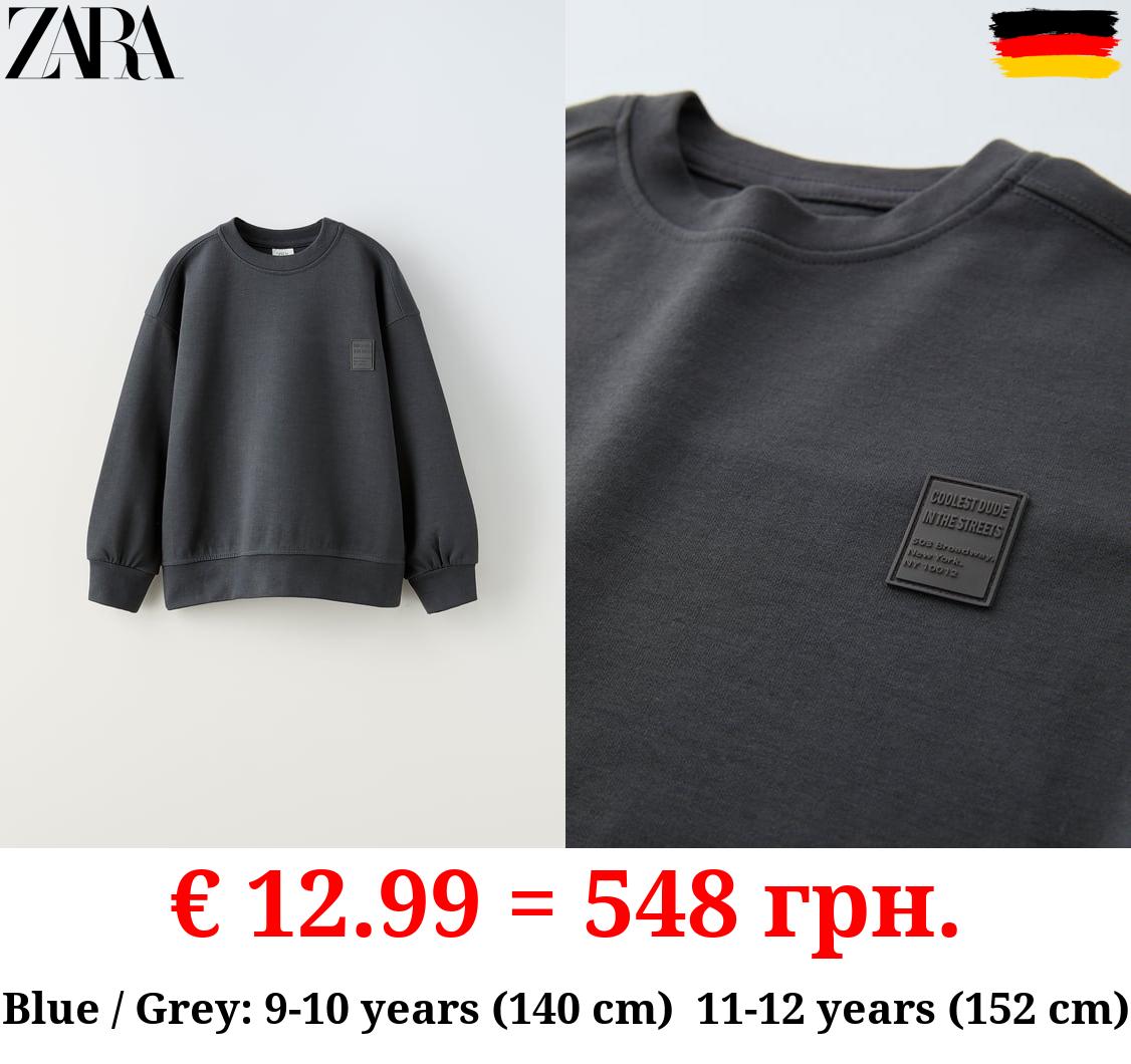 SWEATSHIRT WITH LABEL