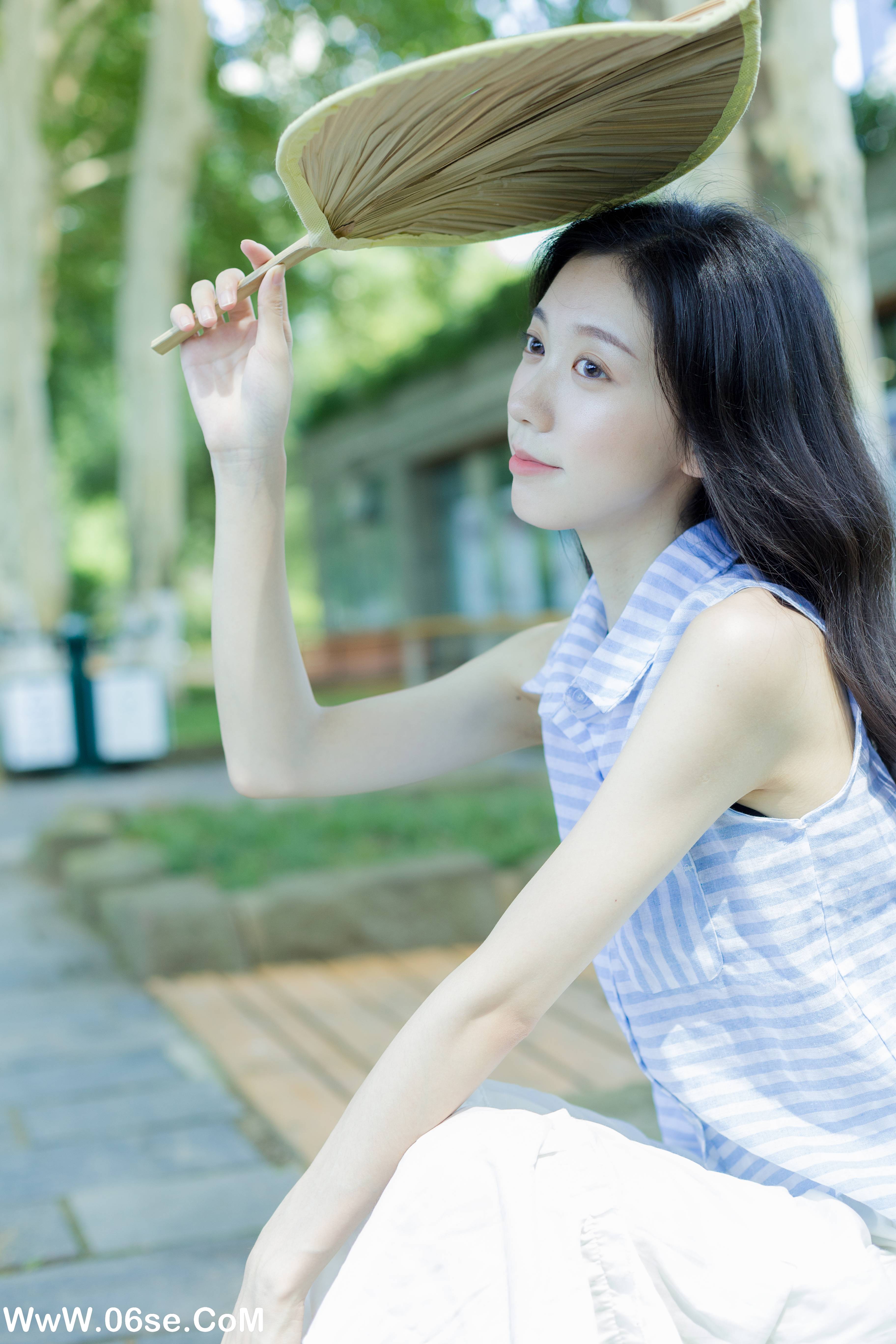 图片[4]-[YITUYU艺图语]2022.09.23 在你的身边 饲猫少女-[35+1P／374MB]-六色网