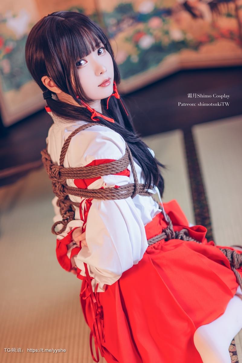 [Cos]霜月shimo - 巫女捆绑 [24P] 2