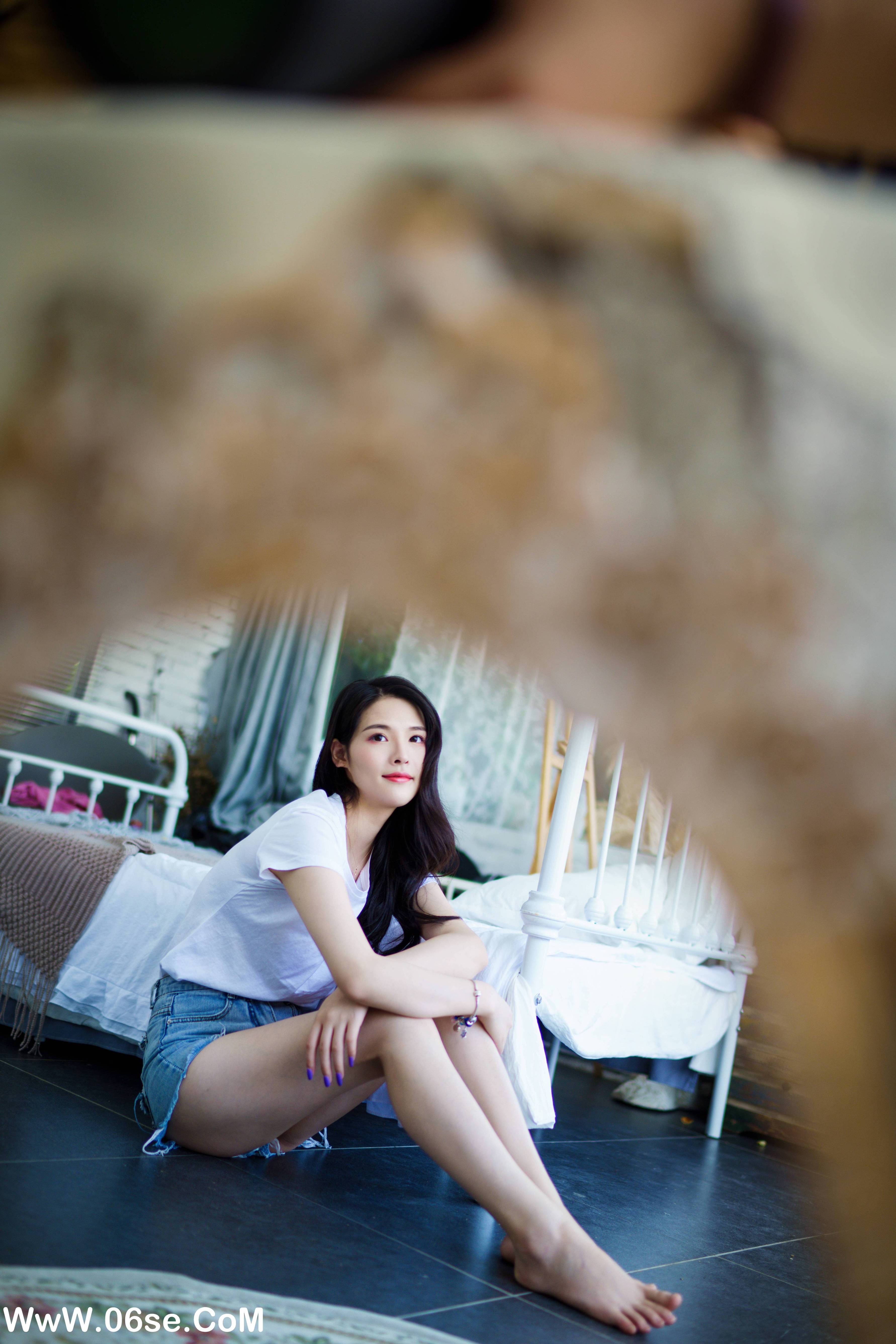 图片[27]-[YITUYU艺图语]2022.02.08 大长腿女孩的私房照 小容[29+1P／442MB]-六色网
