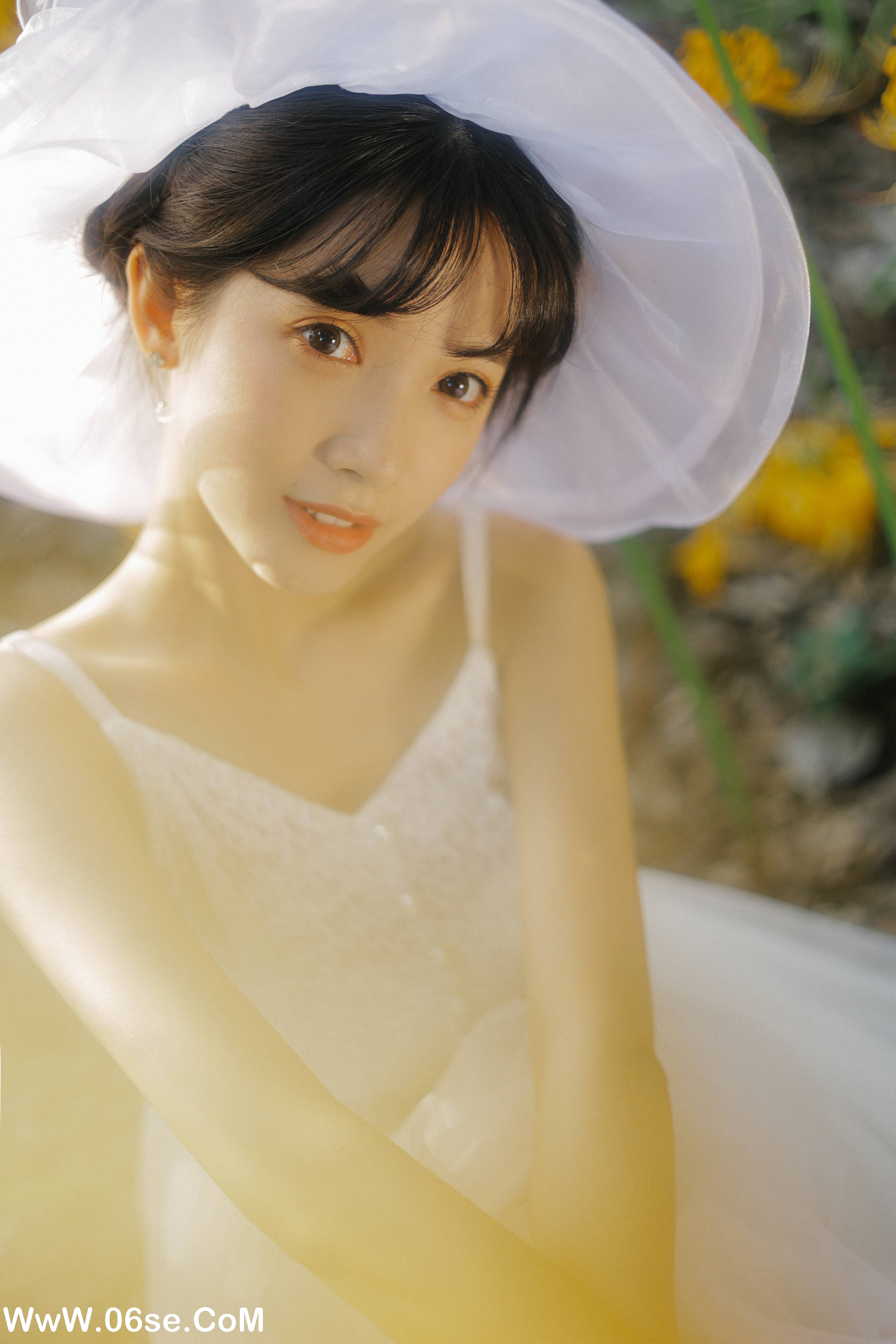 图片[37]-[YITUYU艺图语]2022.10.10 光芒 一只阿梦崽[40+1P／299MB]-六色网