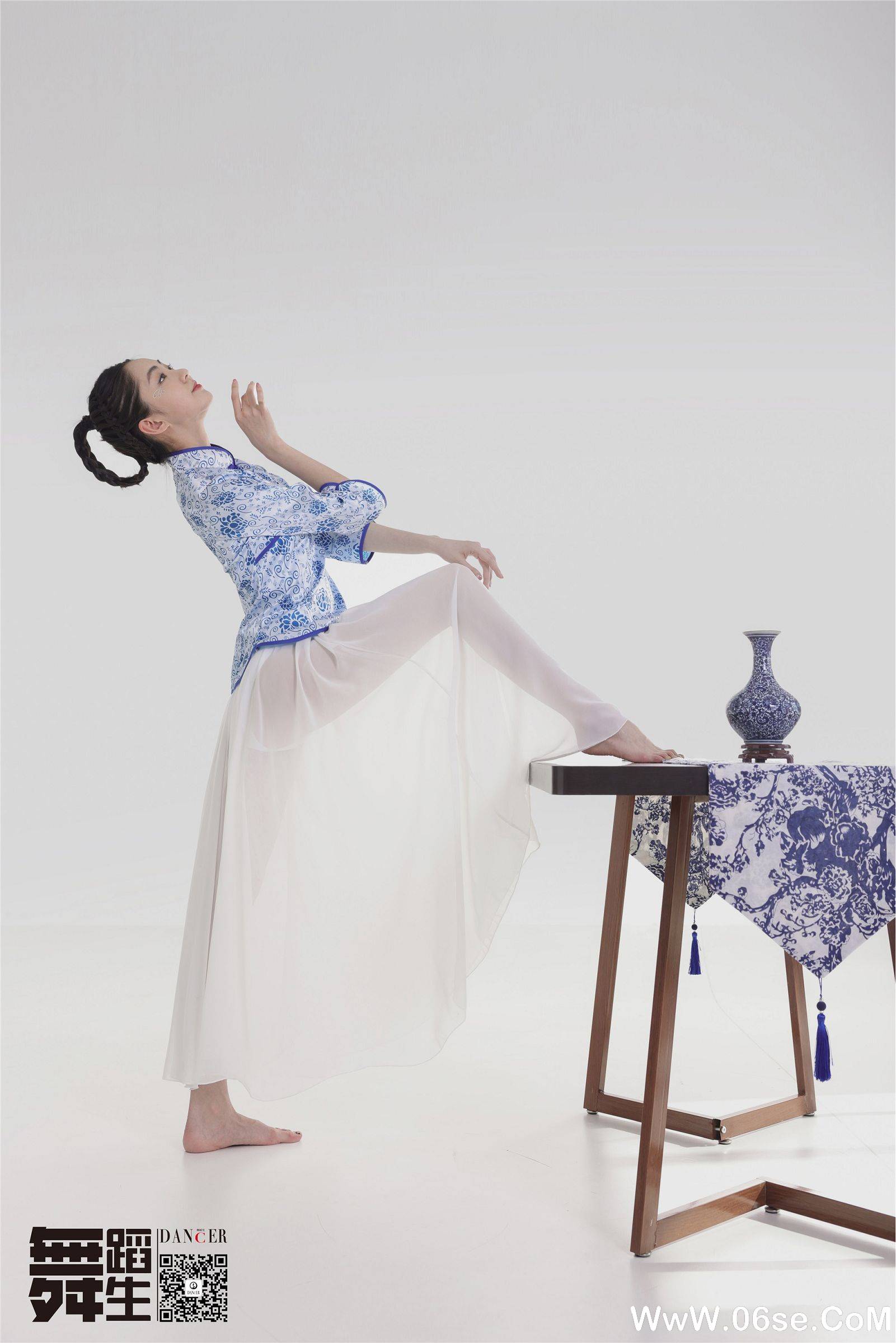 图片[30]-[GALLI嘉丽] 舞蹈生日记 104 – 青花瓷 韩玉彤-六色网